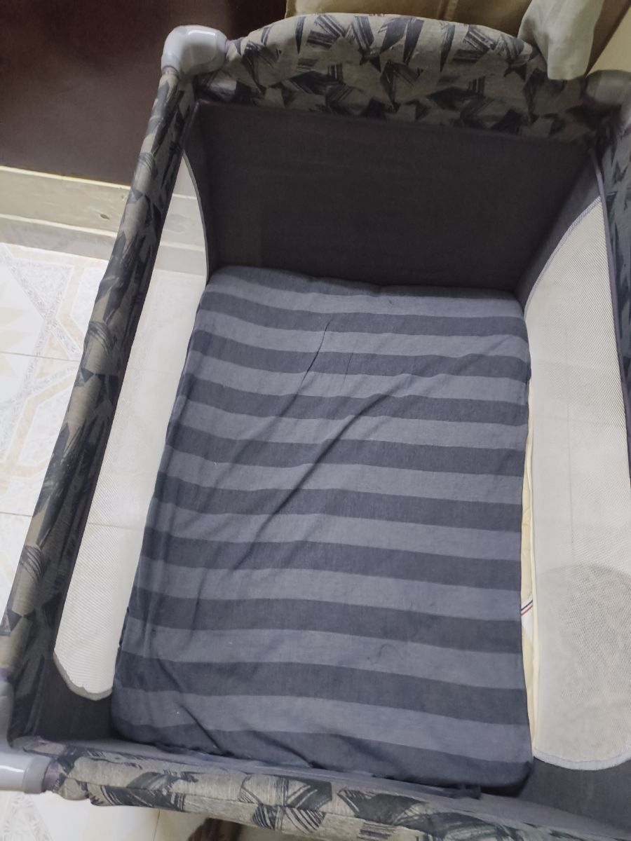 Juniors baby bed - Image 1