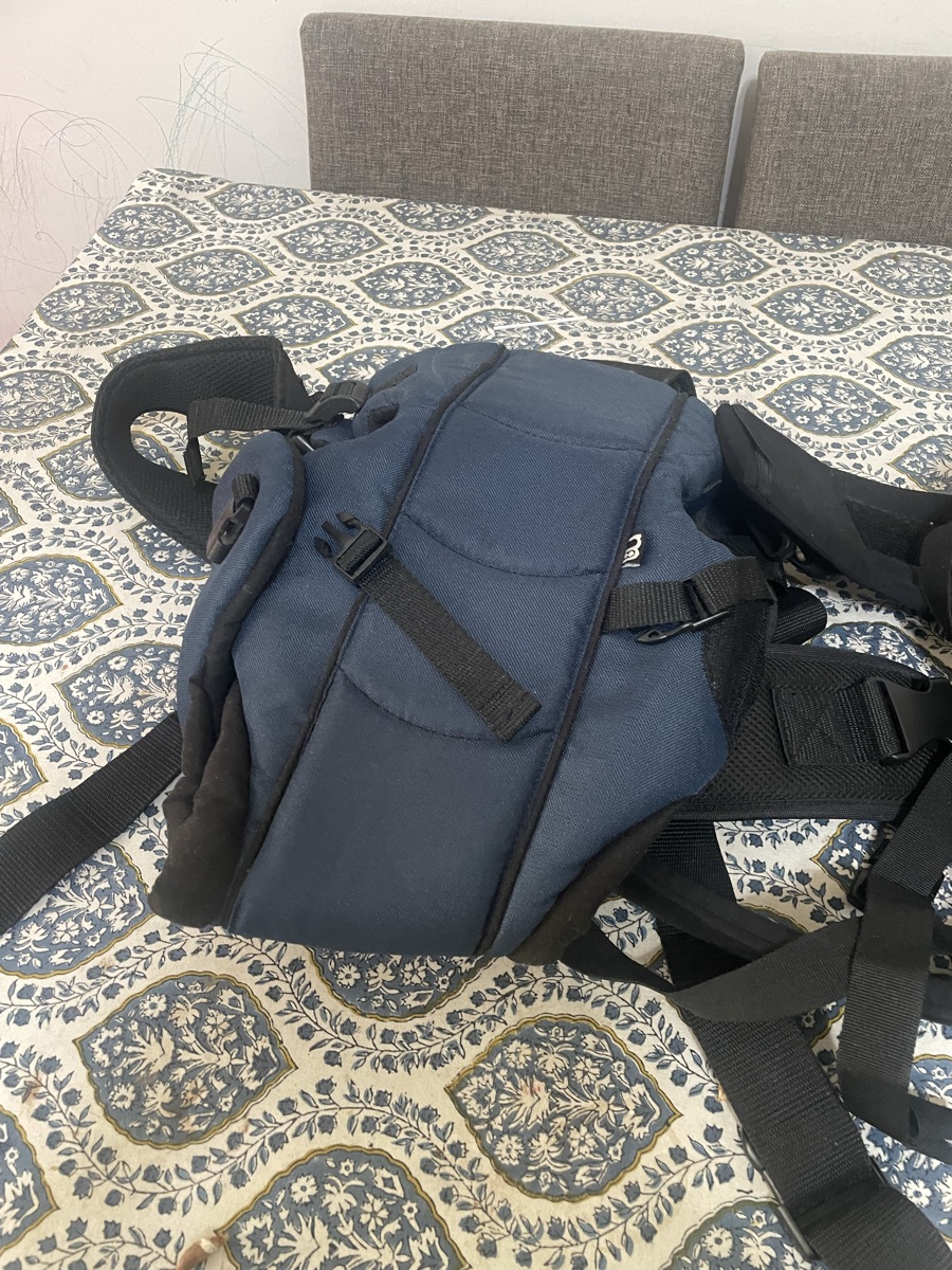 Baby carrier from Mother care and Soul (hardly used) - Image 3