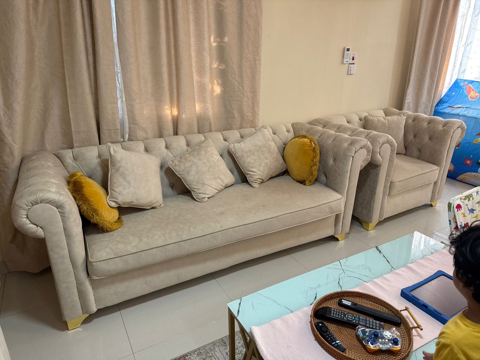 Sofa for Sale - Image 6