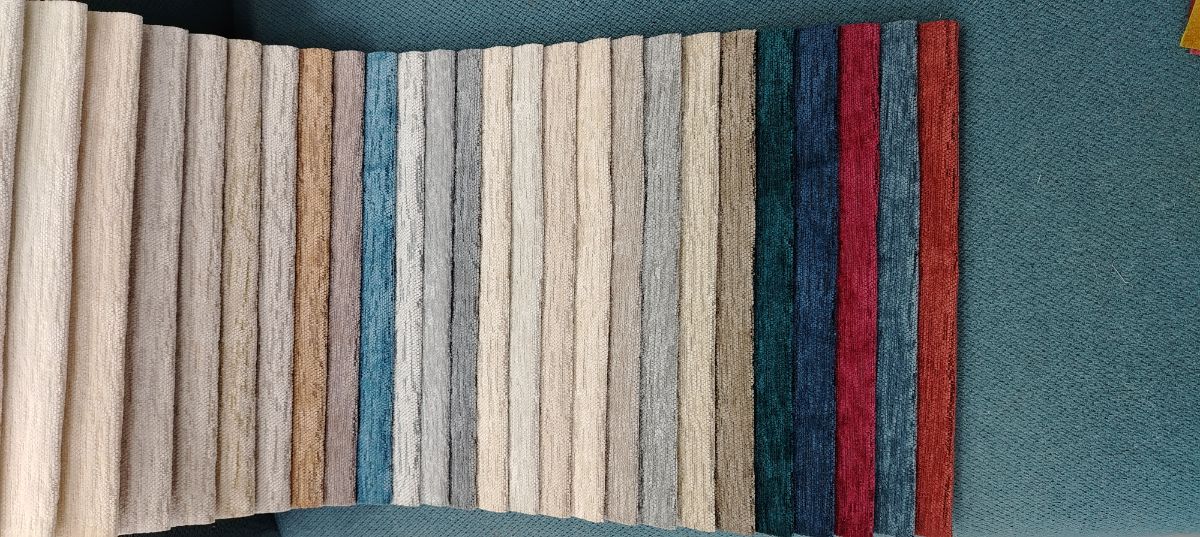 Curtain sofa carpet wallpaper TV decor - Image 13