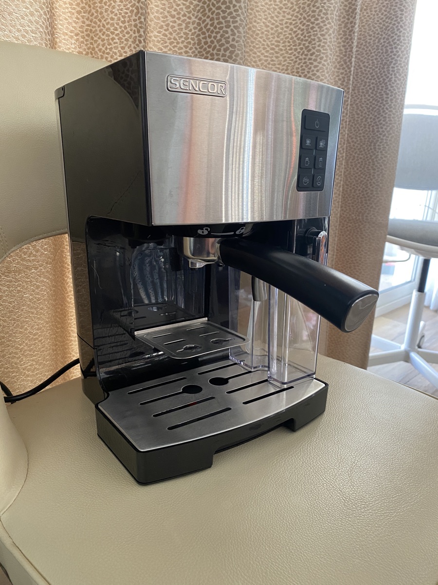Senco espresso maker with built-in milk frothor - Image 3