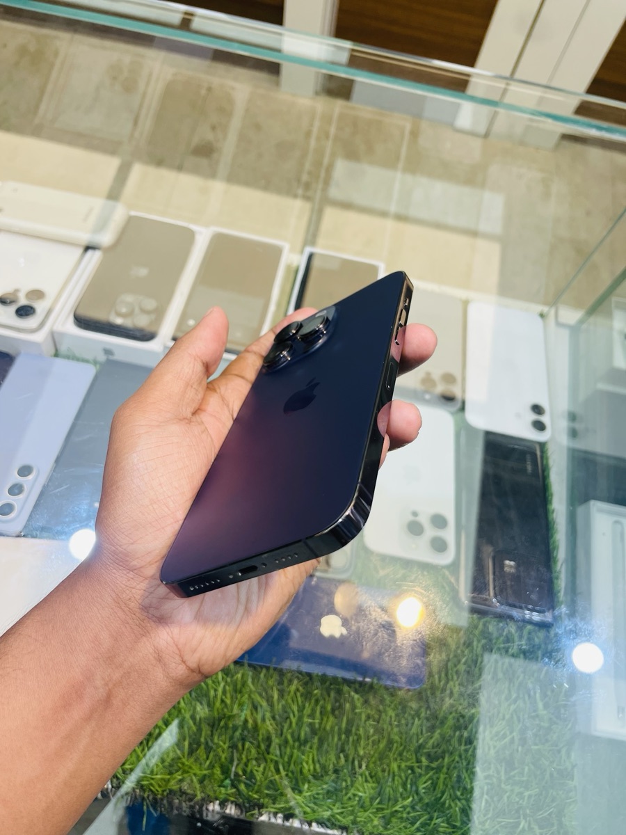 iPhone 14 Pro Max - Image 1