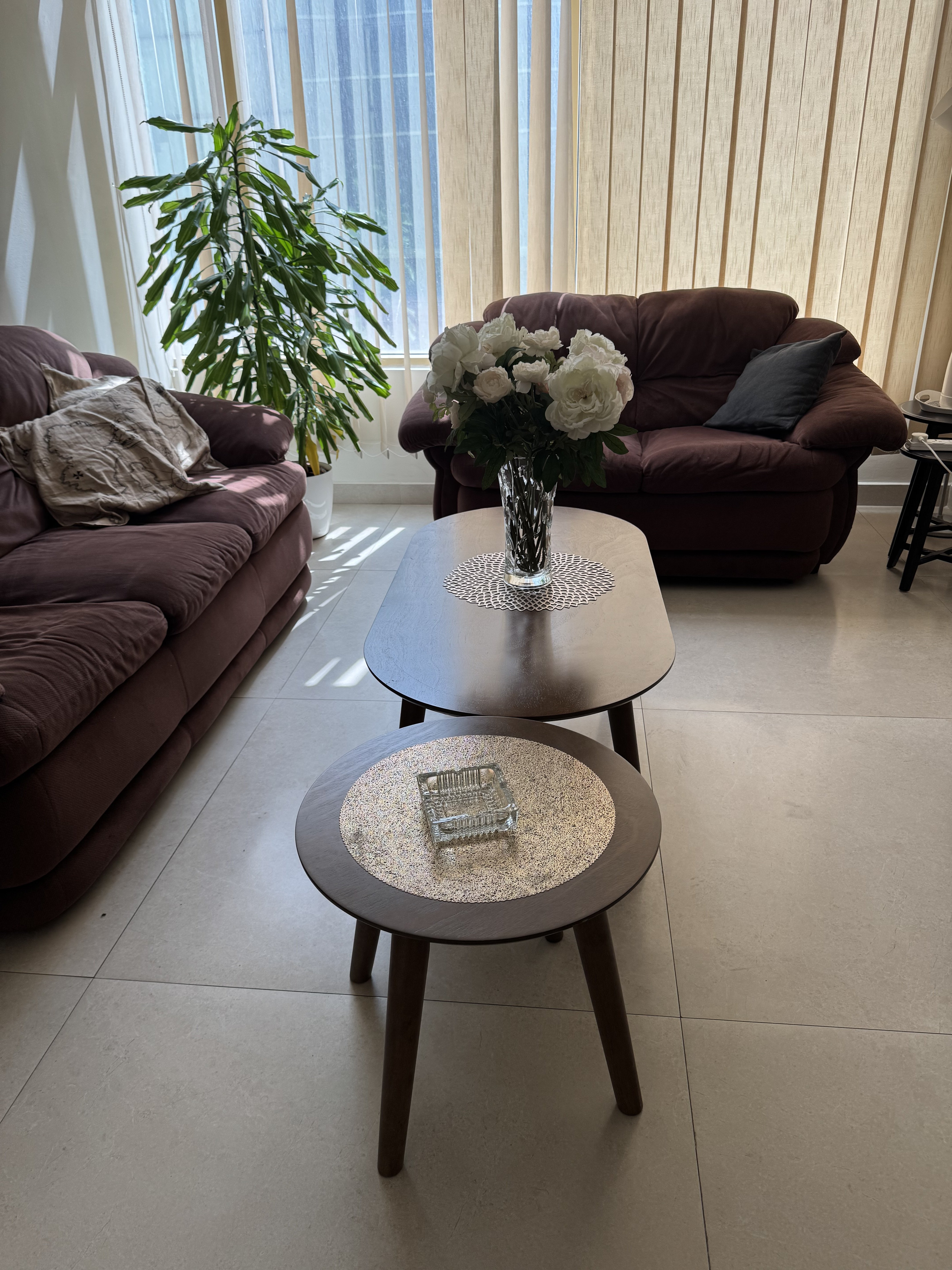 2 tables - Image 4