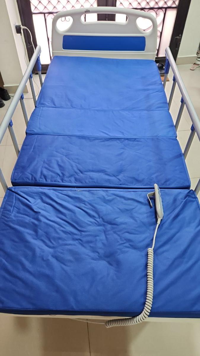Medical Bed - Image 3