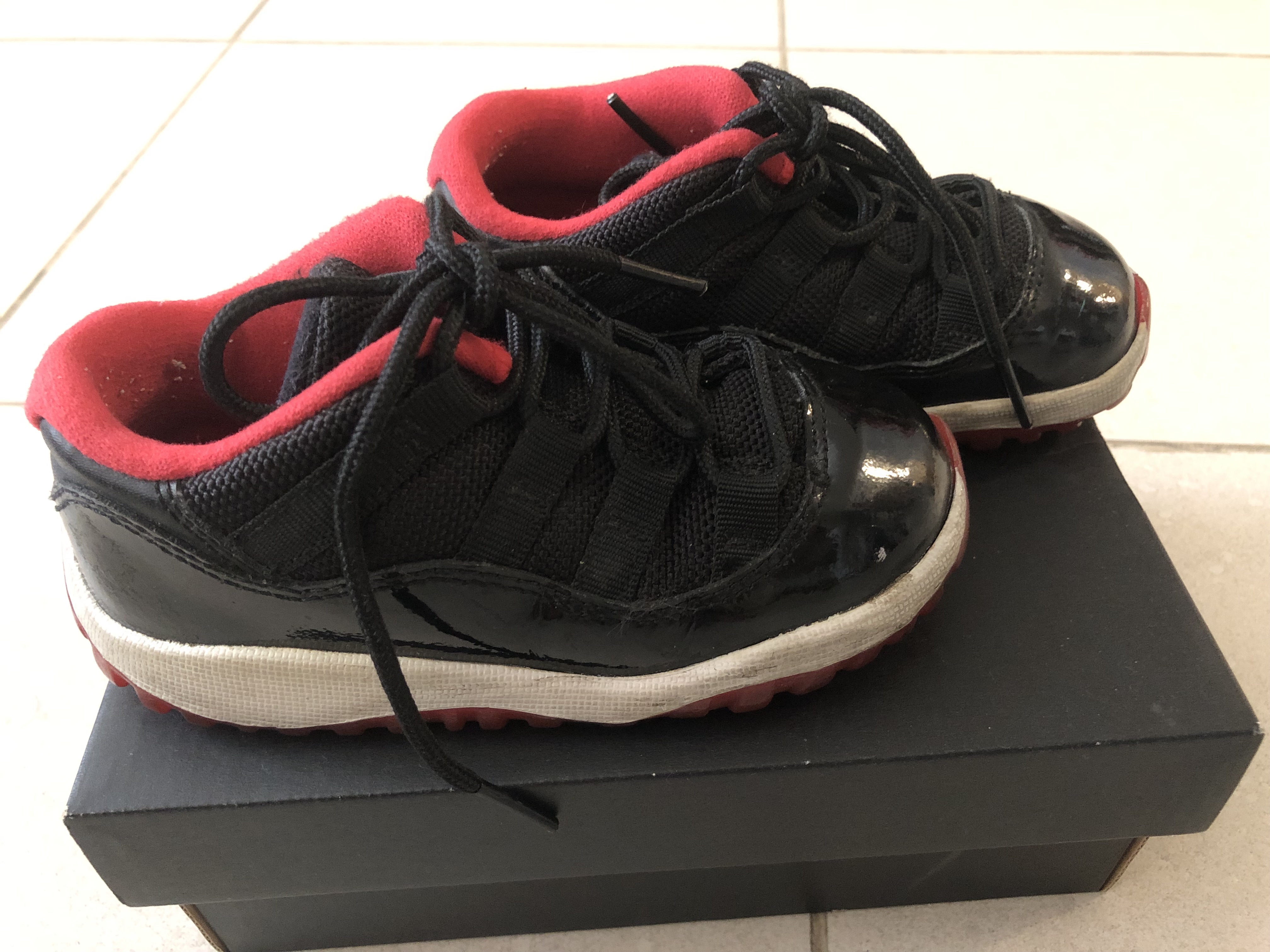 Original Jordan 11 Retro Low Breds size 8C - Image 4