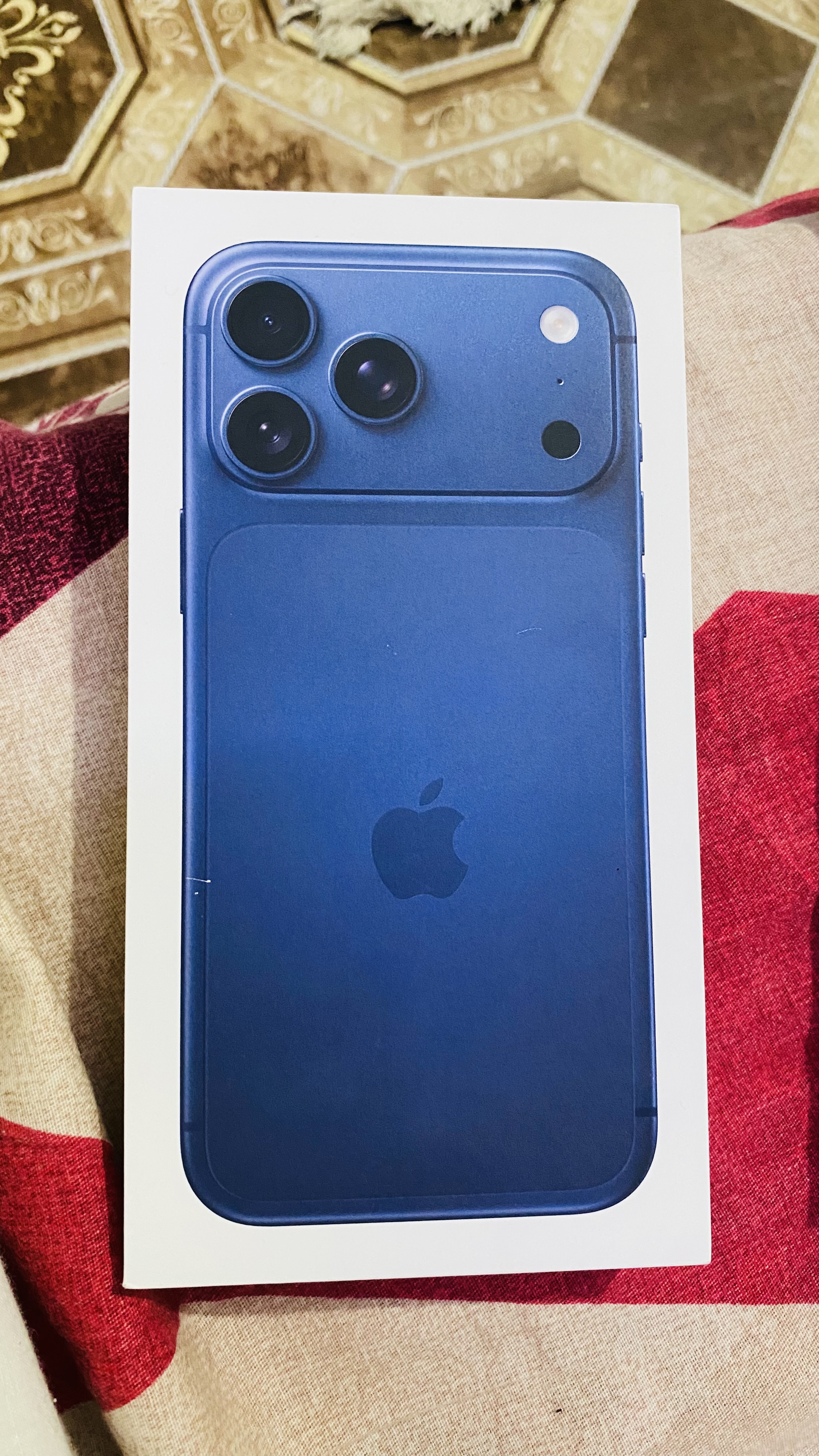 Iphone 17 pro max 256 GB Blue - Image 1