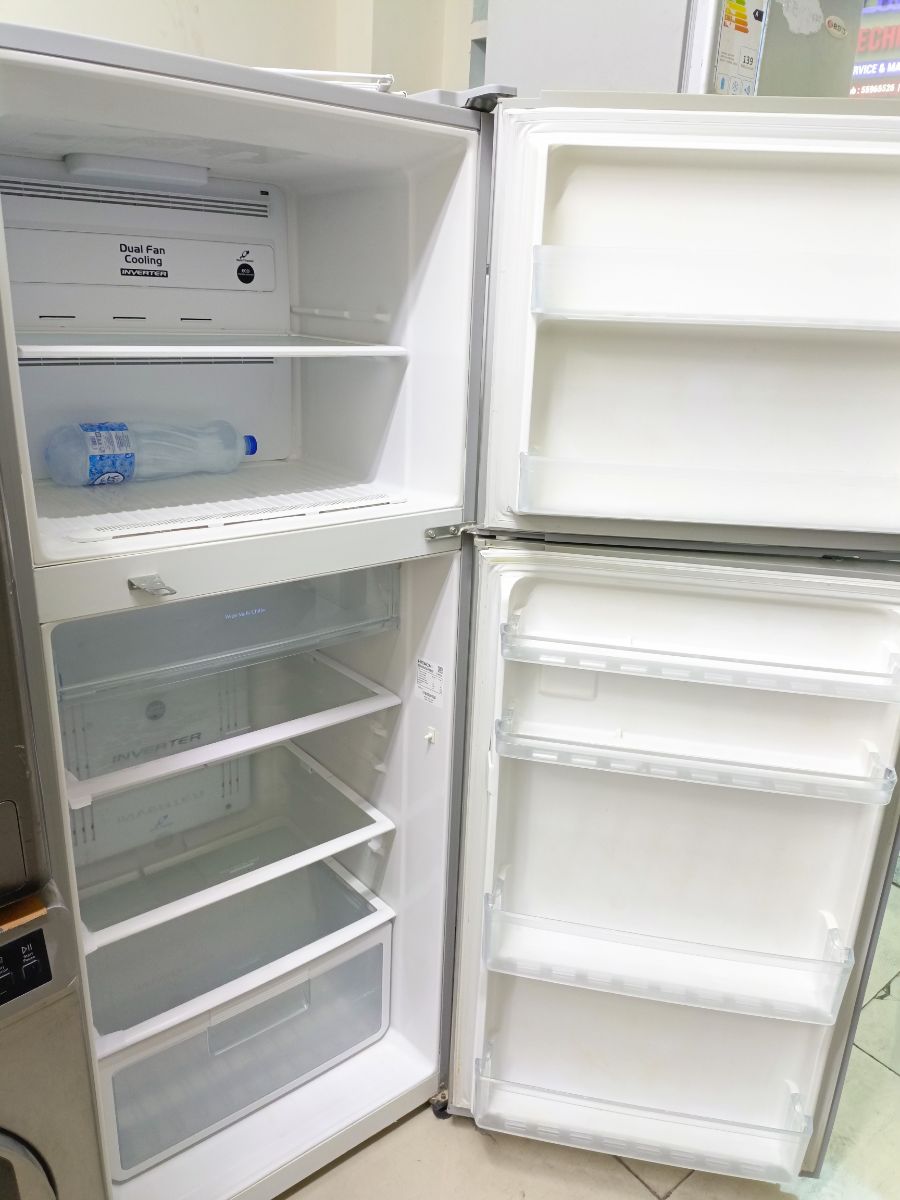 Hitachi refrigerator - Image 2
