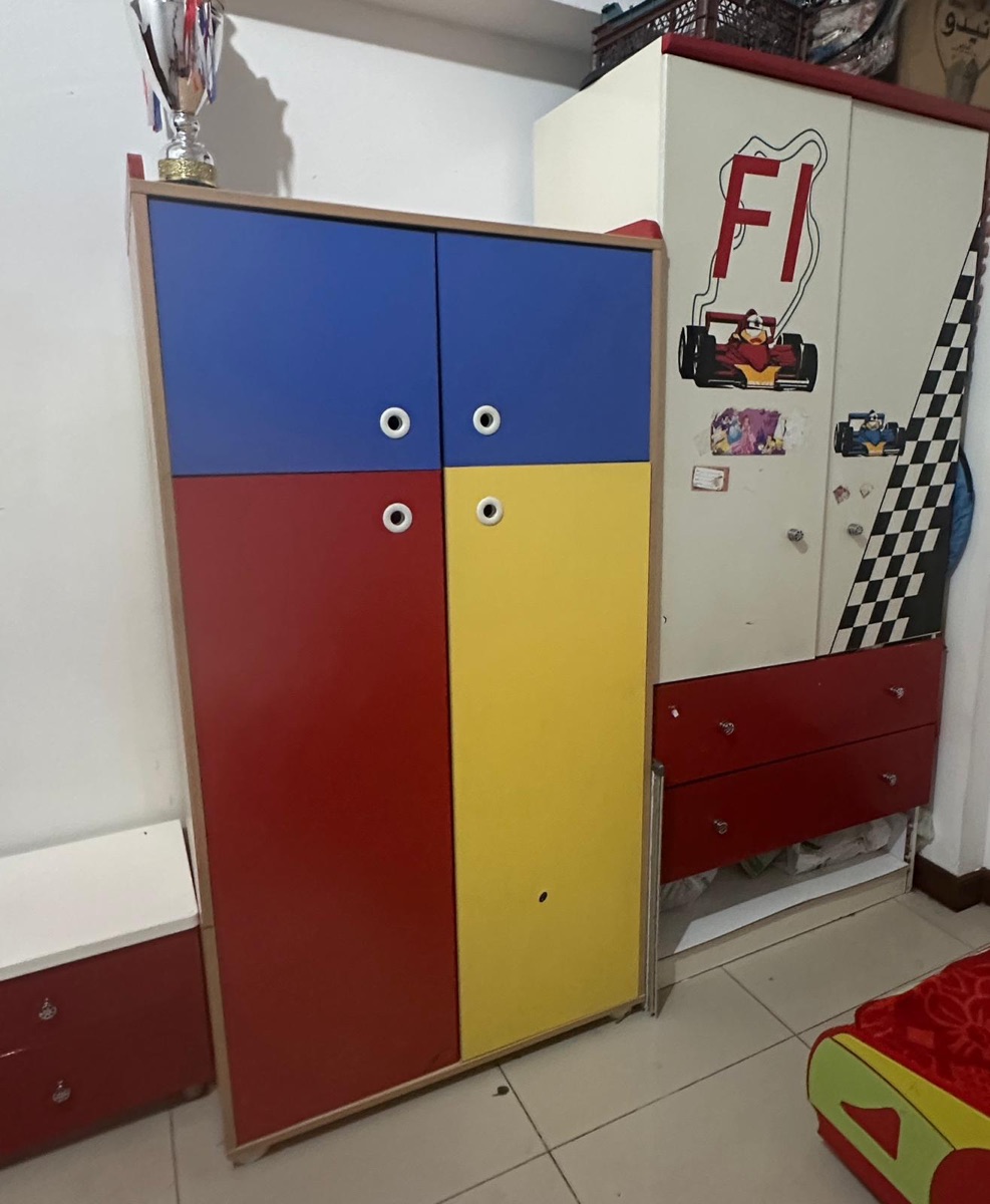Urgent Sale 2 BHK Furniture - Image 9