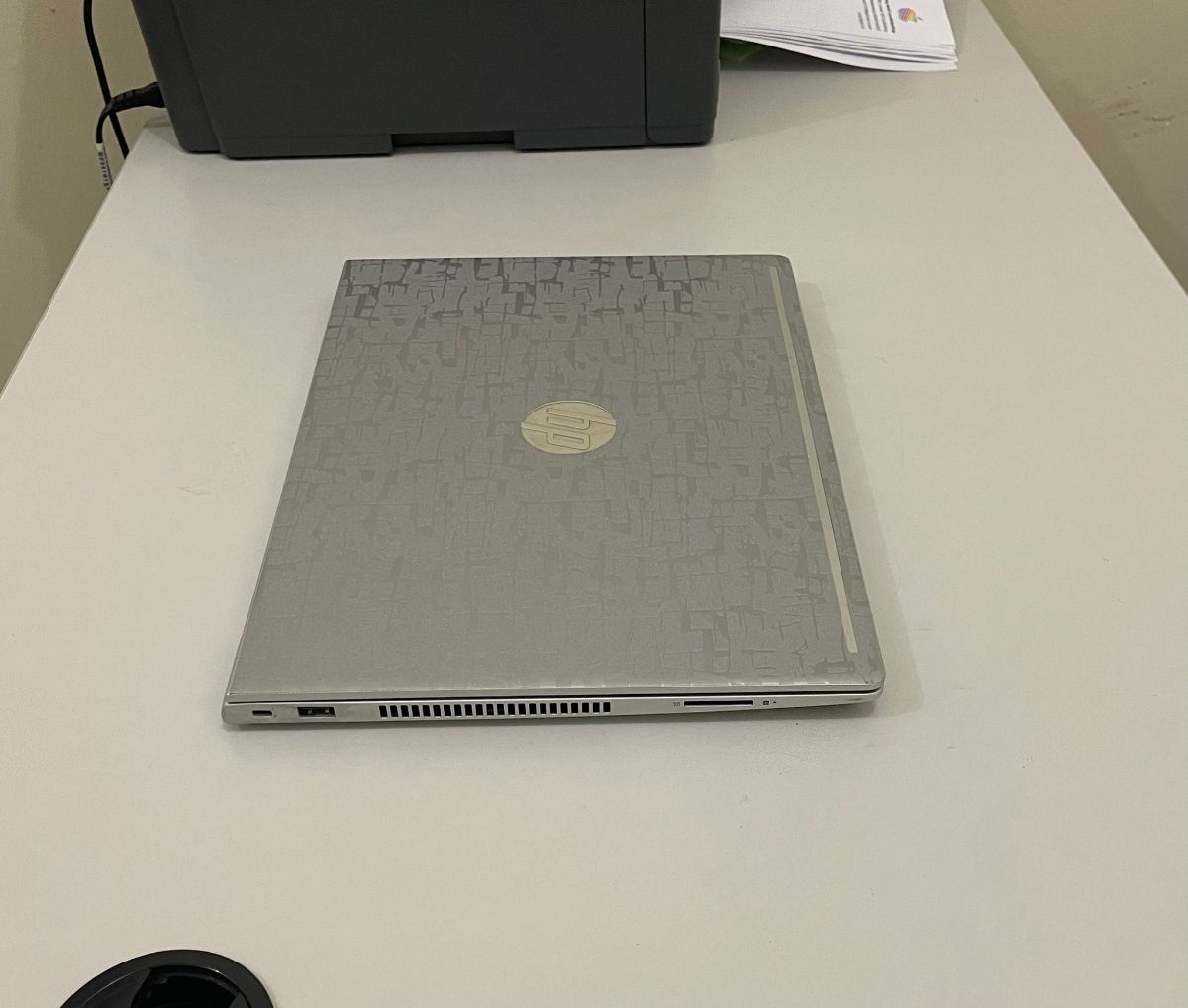 Laptop - Image 7