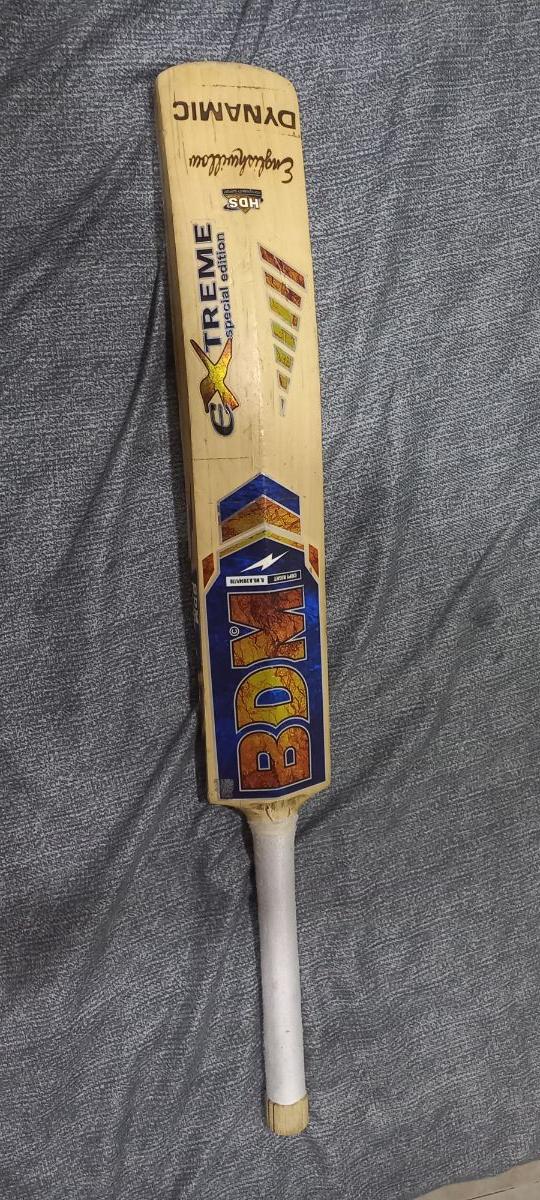 Cricket bat - Image 4