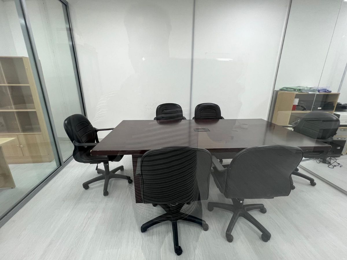Use office furniture buy and sale - Image 6