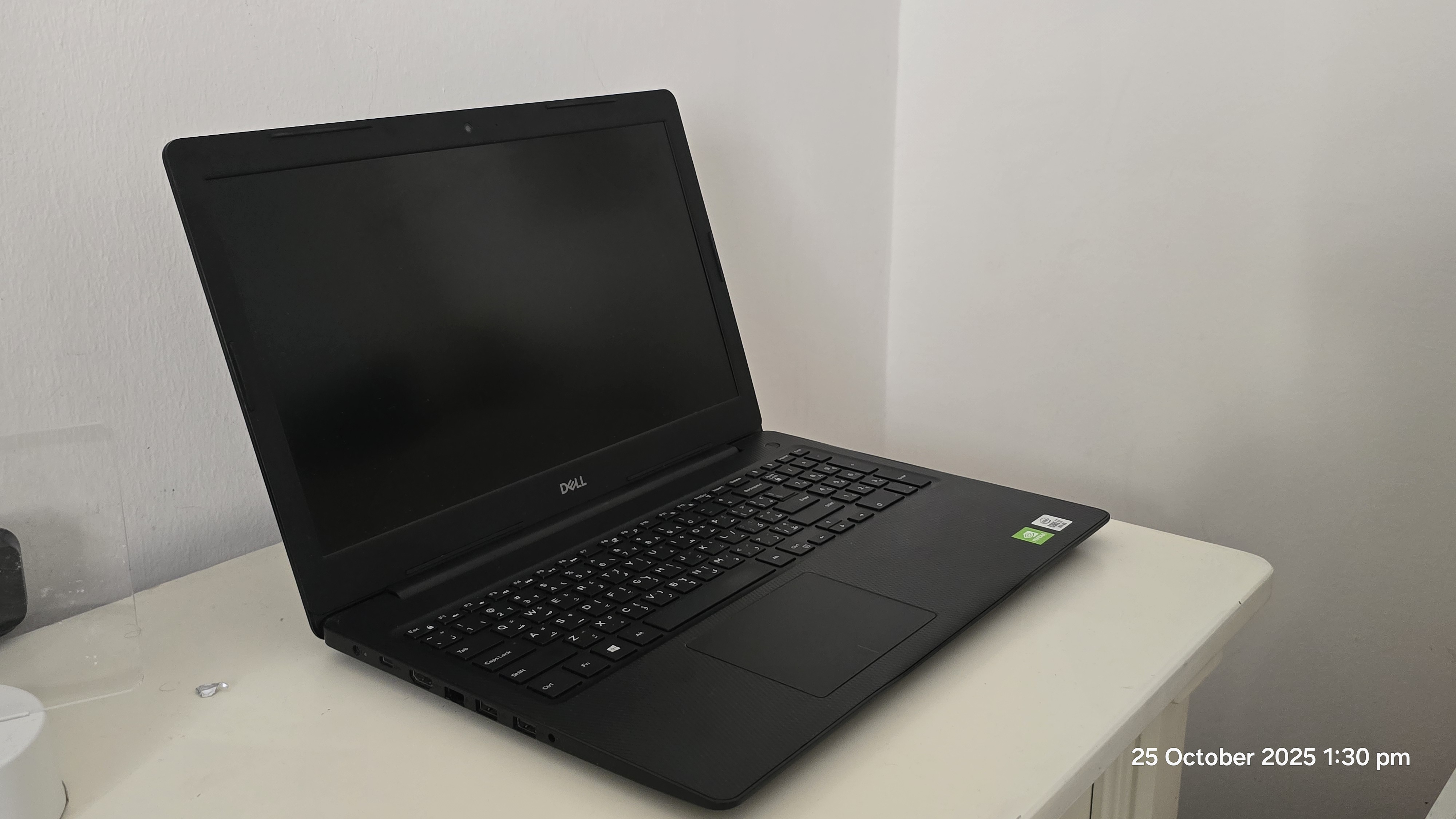 Dell Inspiron 3593 Laptop – See description for all the details - Image 2
