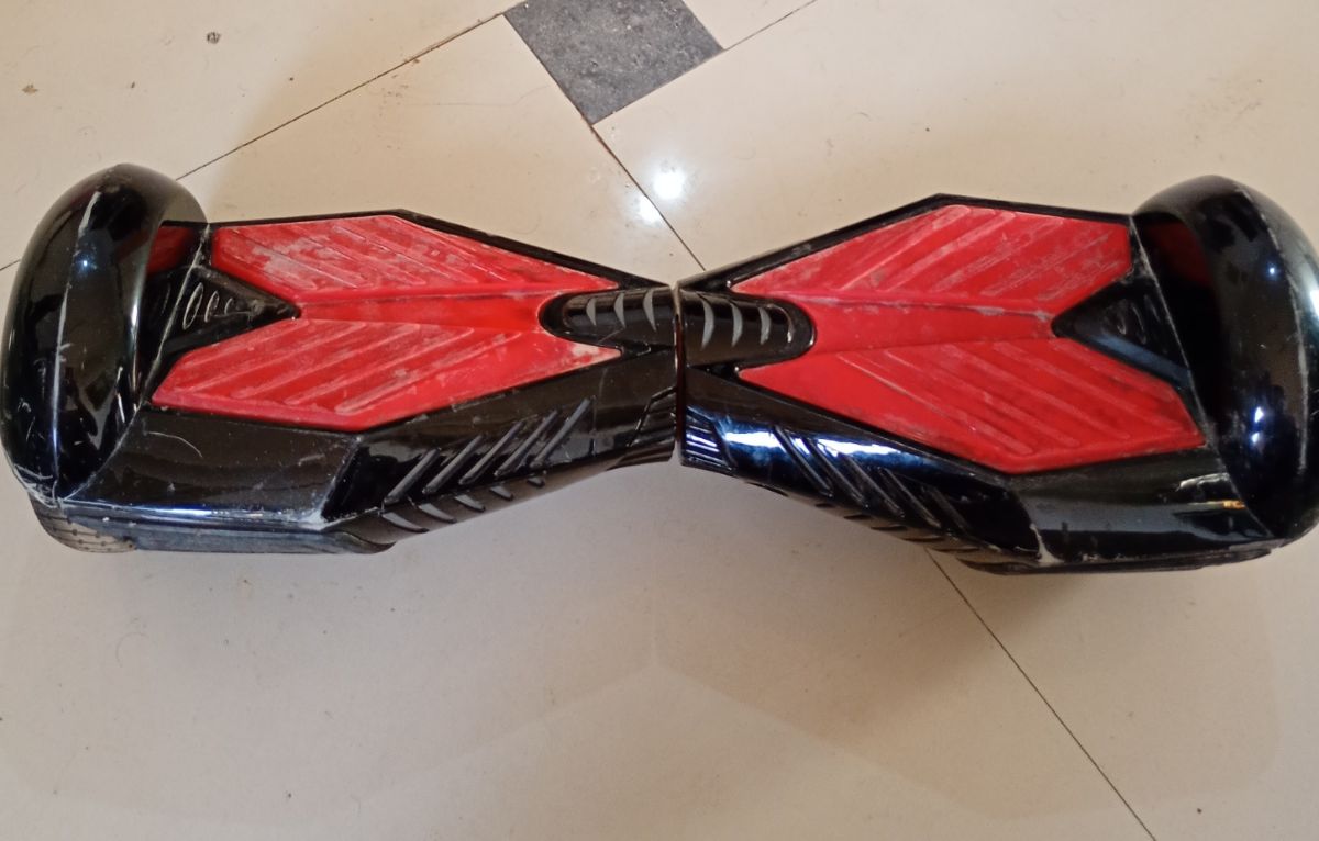 6.5-inch Self-Balancing Hoverboard - Image 1