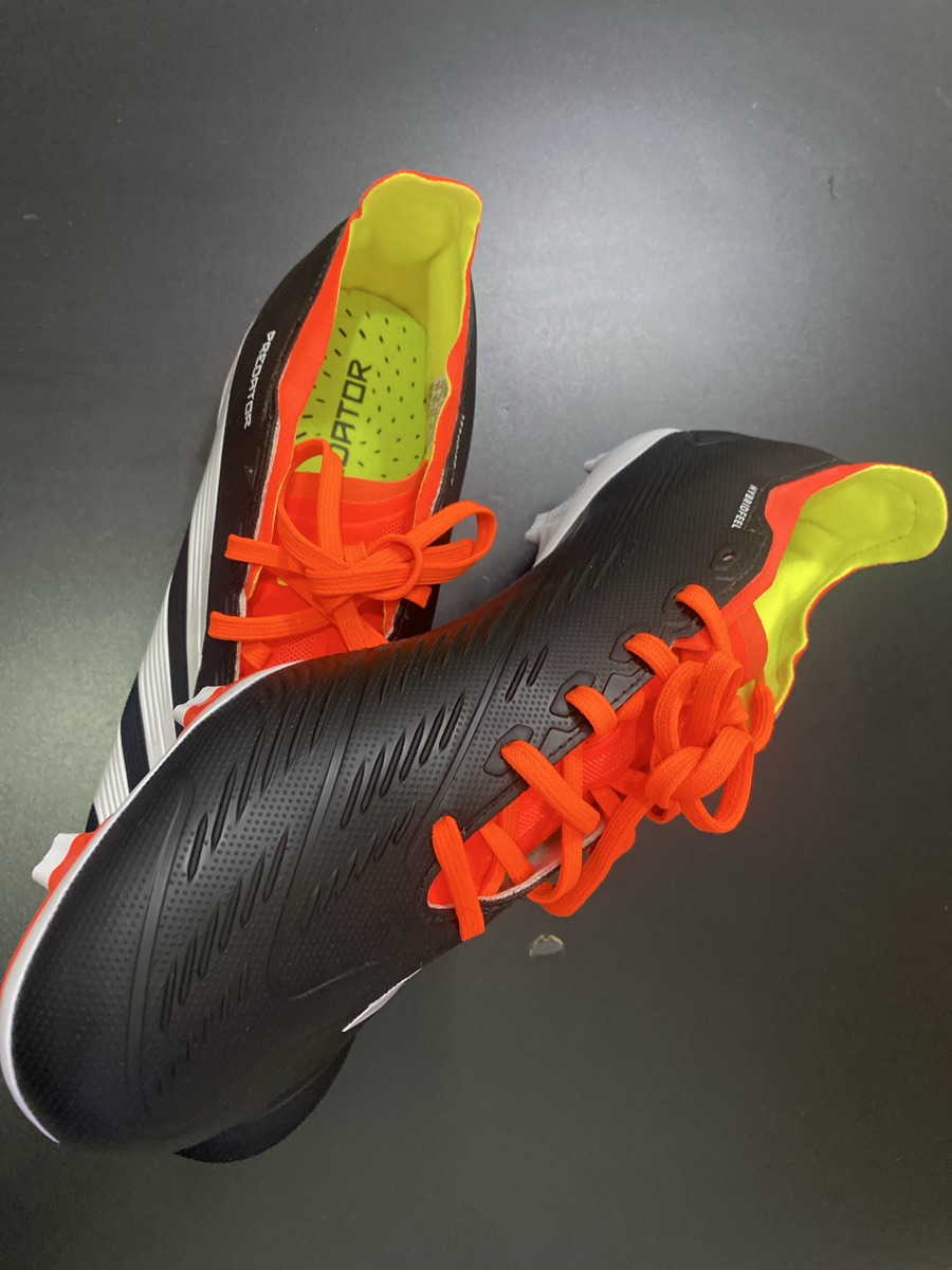 للبيع استارز اديداس اصلى جديد تلبيس 44و45  For sale: Brand new, original Adidas Stars, sizes 45.44 - Image 6