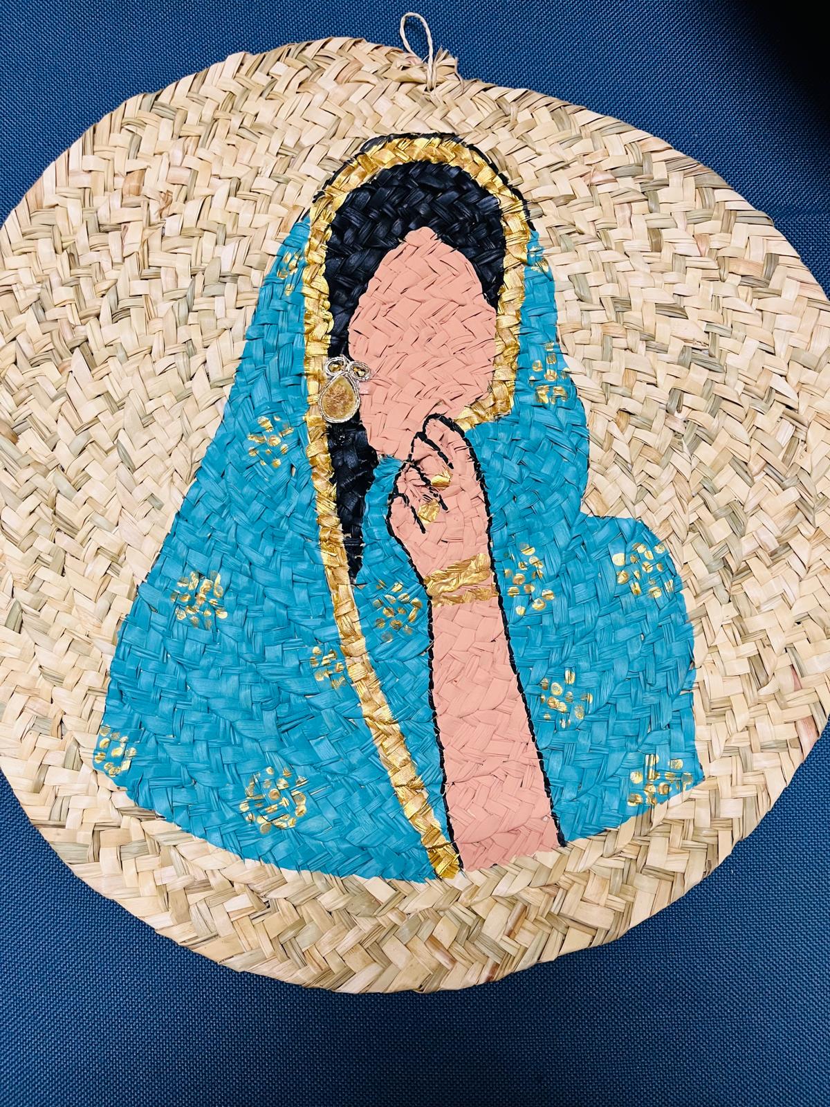 handmade and Paint - Image 1
