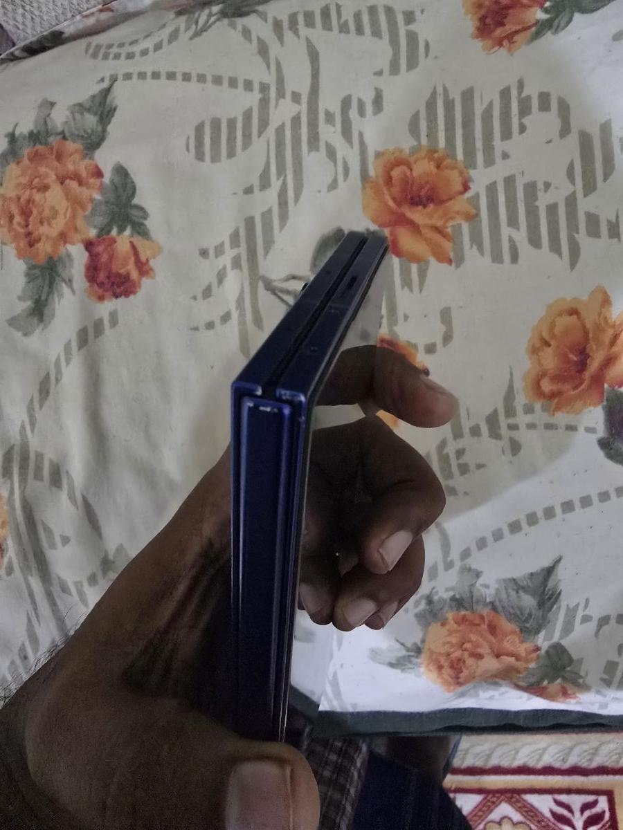 Samsung Fold 7 - Image 4
