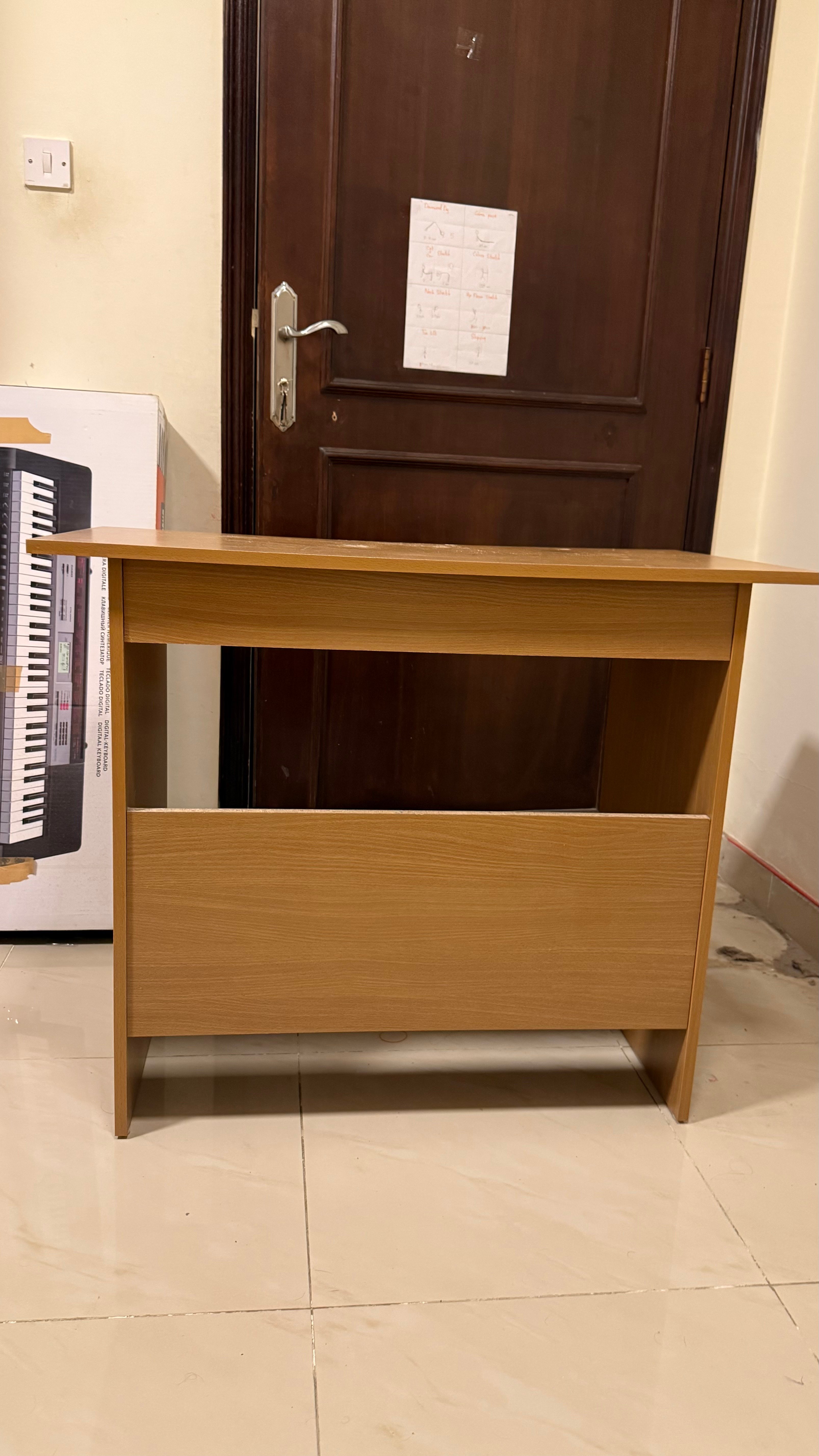 Laptop table  - Image 2