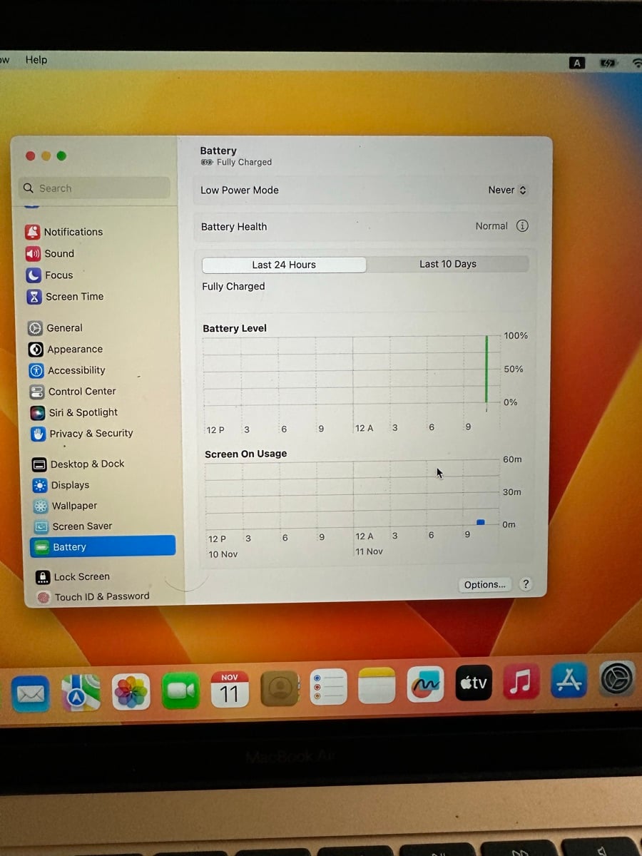 MacBook Air - Image 4