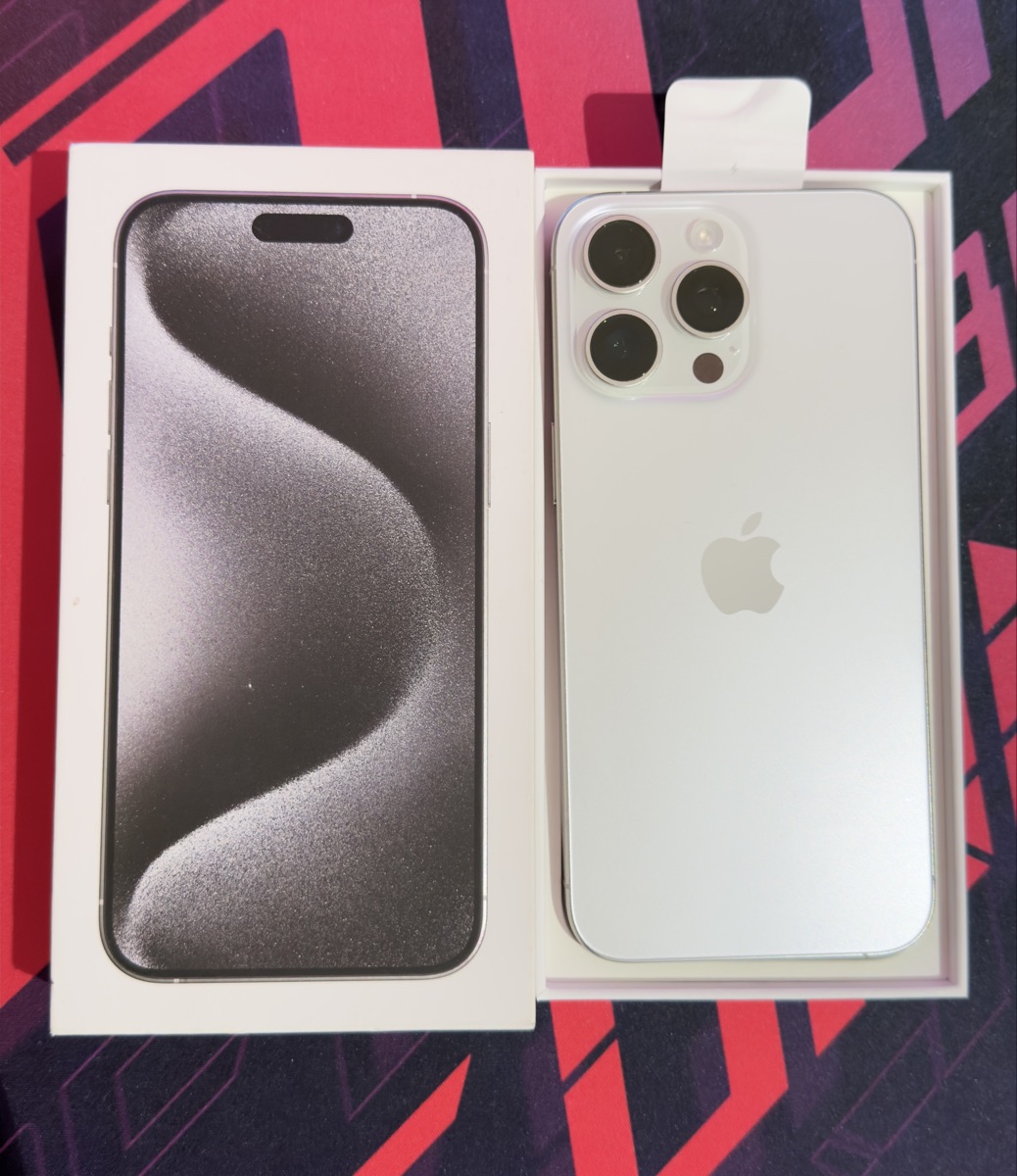For Sale Iphone 15 Pro Max 512gb - Image 3