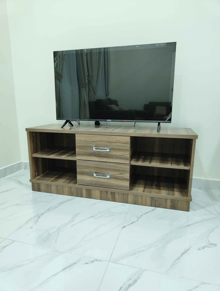 Qatar Airways furniture available - Image 17