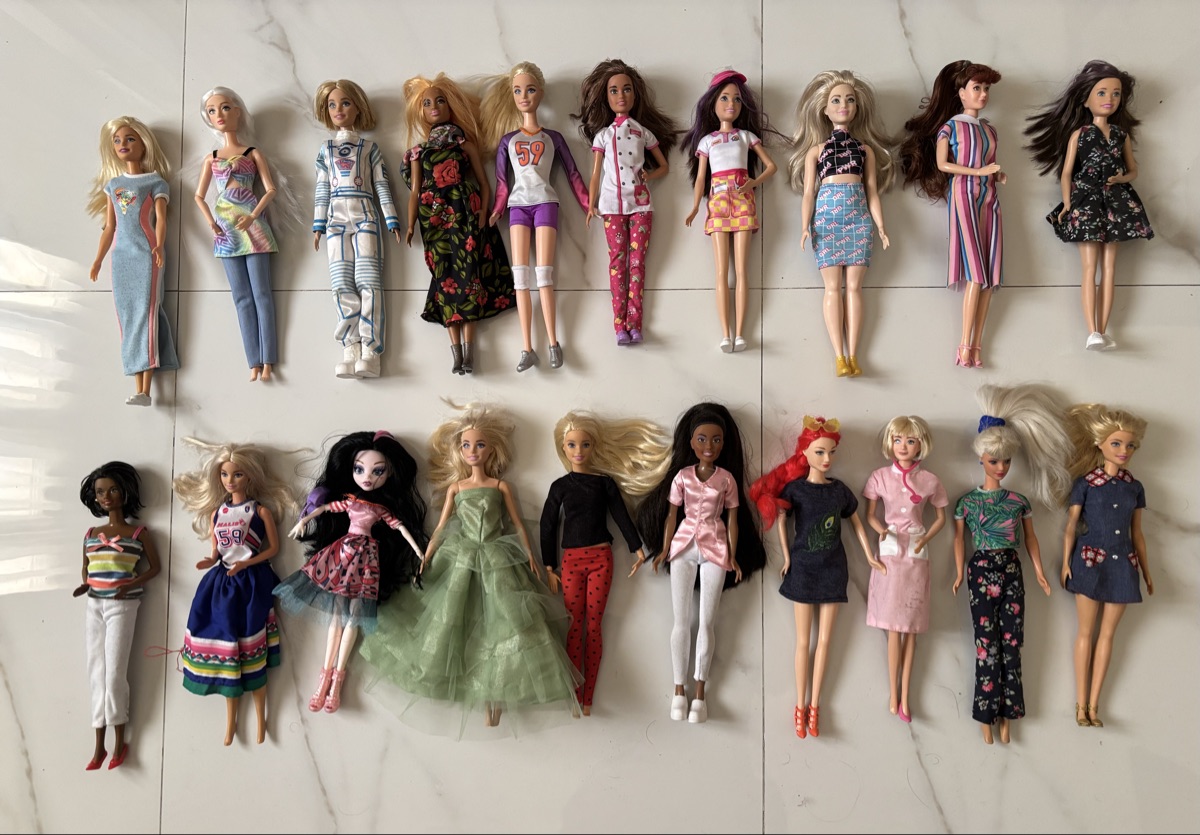 Original Barbie dolls for sale in good conditions - Image 1