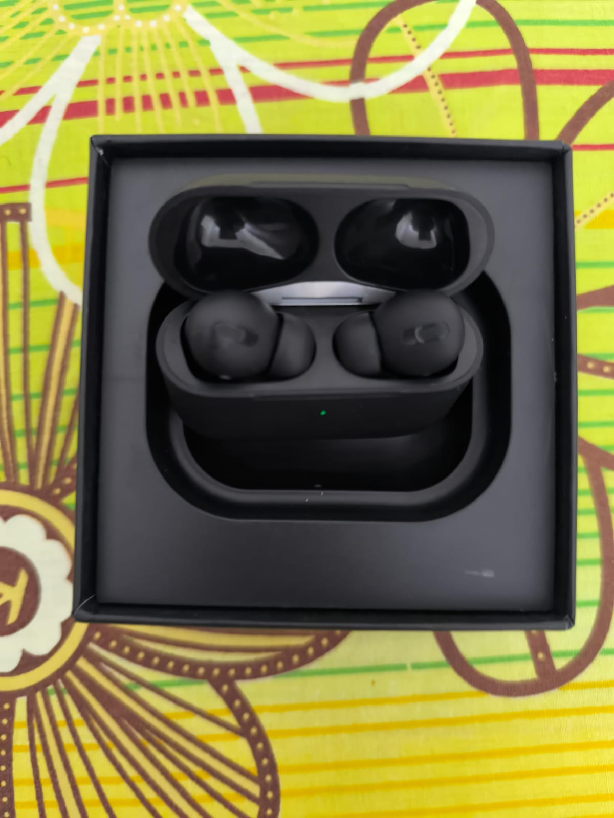 Airpods Pro in Matte black color [High Quality Copy] - Image 3