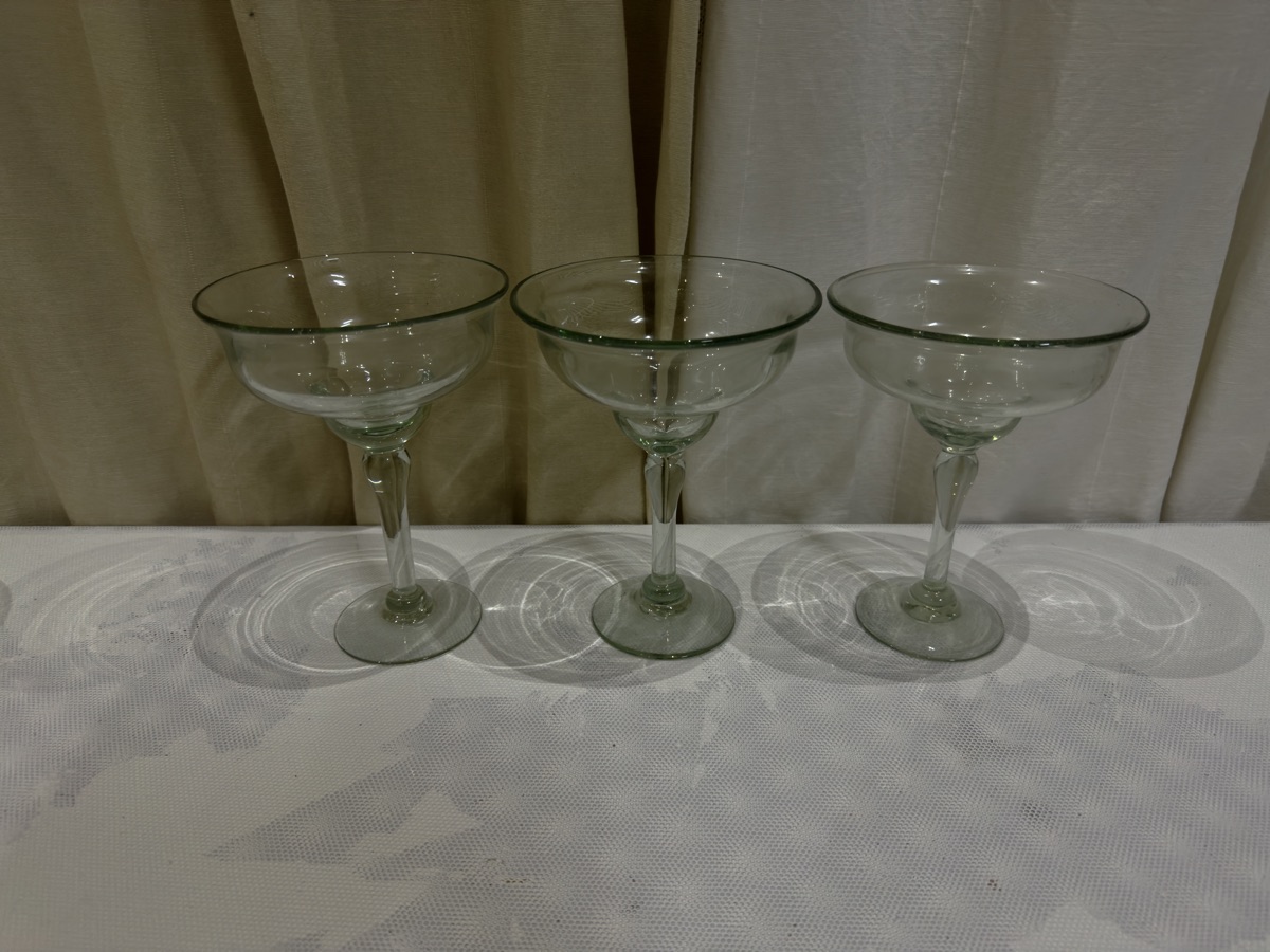 37 Champagne/wine glass, 1 electric opener, traditional silver ice bucket, drink dispenser - Image 12