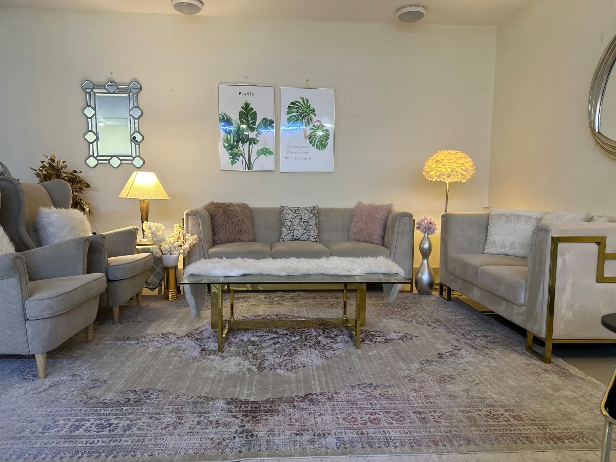 Brend new {Mides sofa  SET} For sell good condtion call or what's app-  71532454 - Image 5