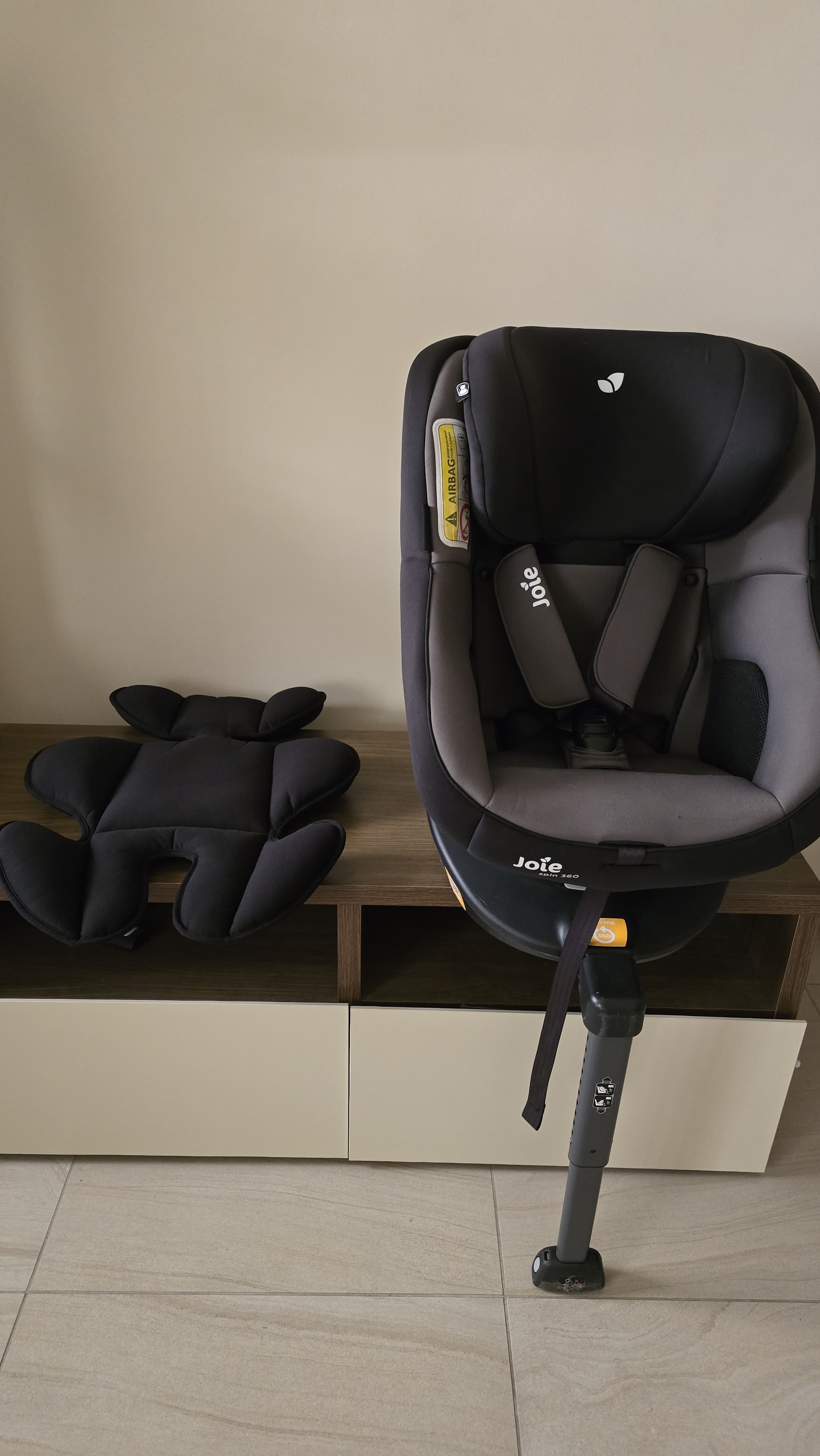 Child Car Seat with 360° Spin - Image 2