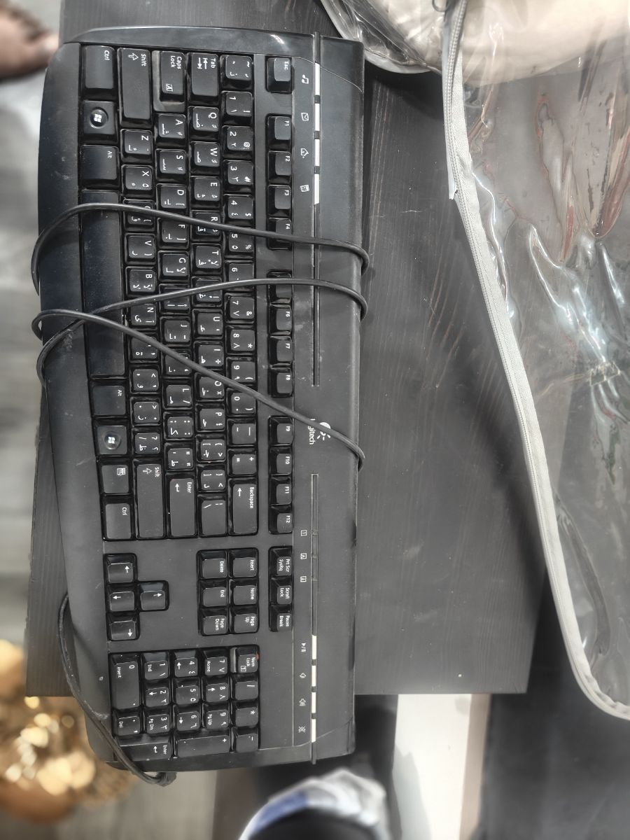 Office tables computer chairs, desktop and pcu, blind fold  for sale - Image 6
