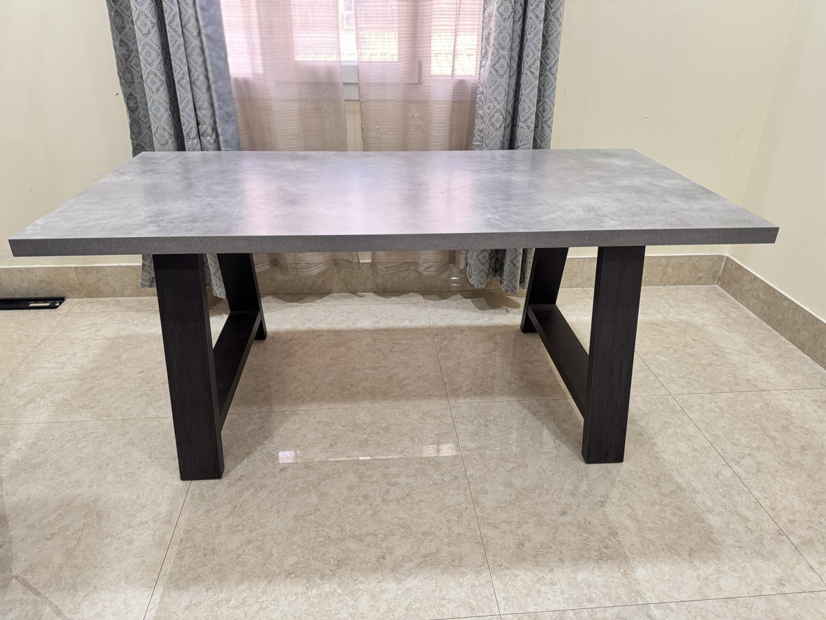 dining table - Image 4