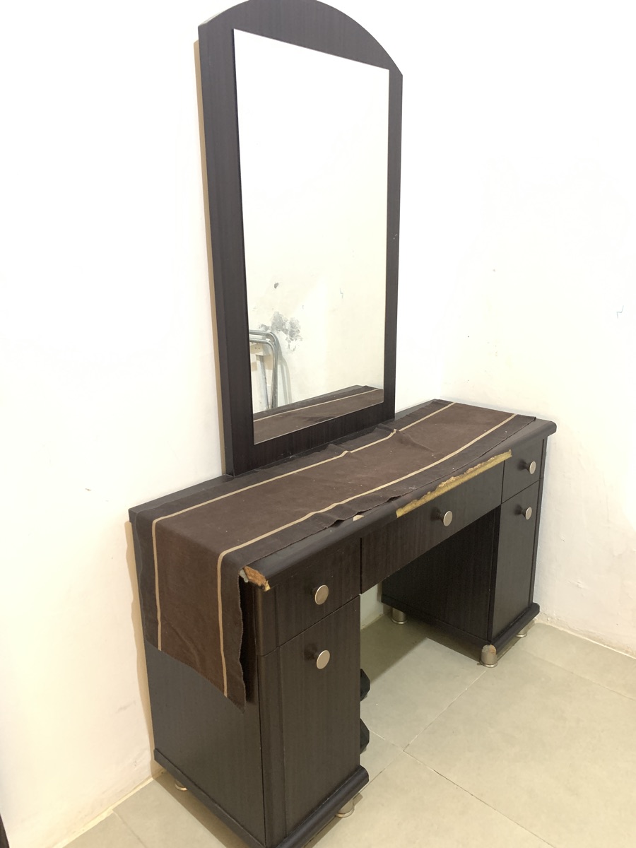 Dressing table - Image 3