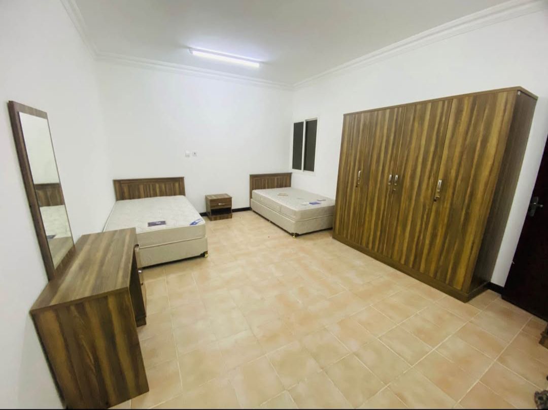 Qatar Airways furniture available - Image 18