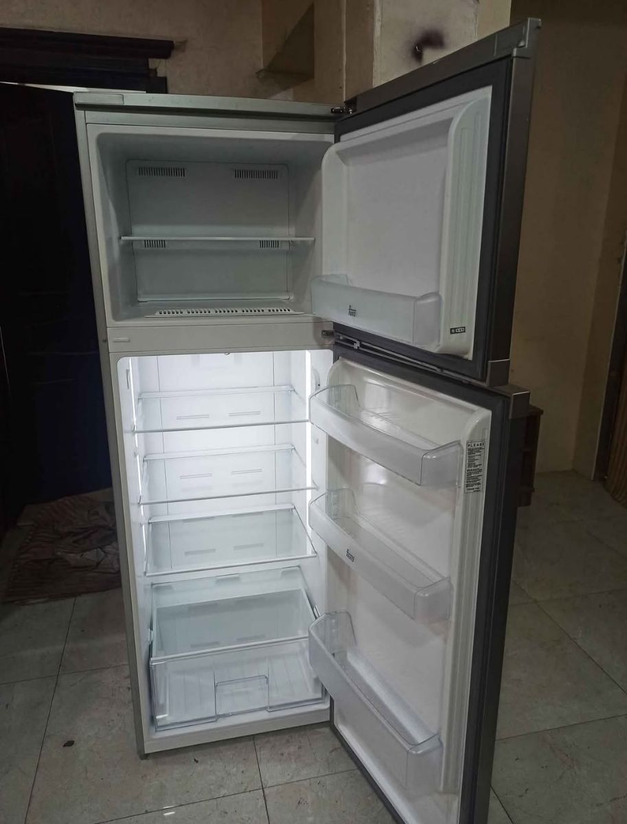 Qatar Airways Furniture available - Image 5