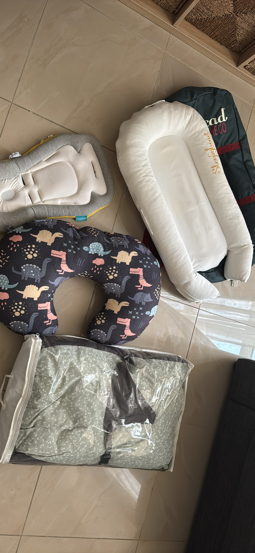 Baby nest, memory foam bed & support, soft sleeping bed and nursing pillows last fixed 650 Qr - Image 4