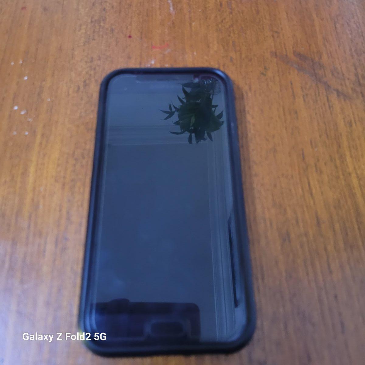 Samsung A5 mobile - Image 1
