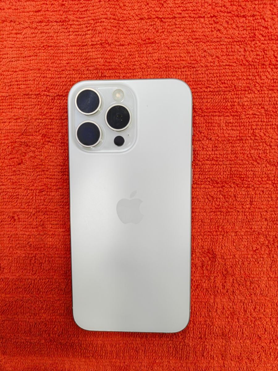 Iphone 15 Pro Max - Image 2