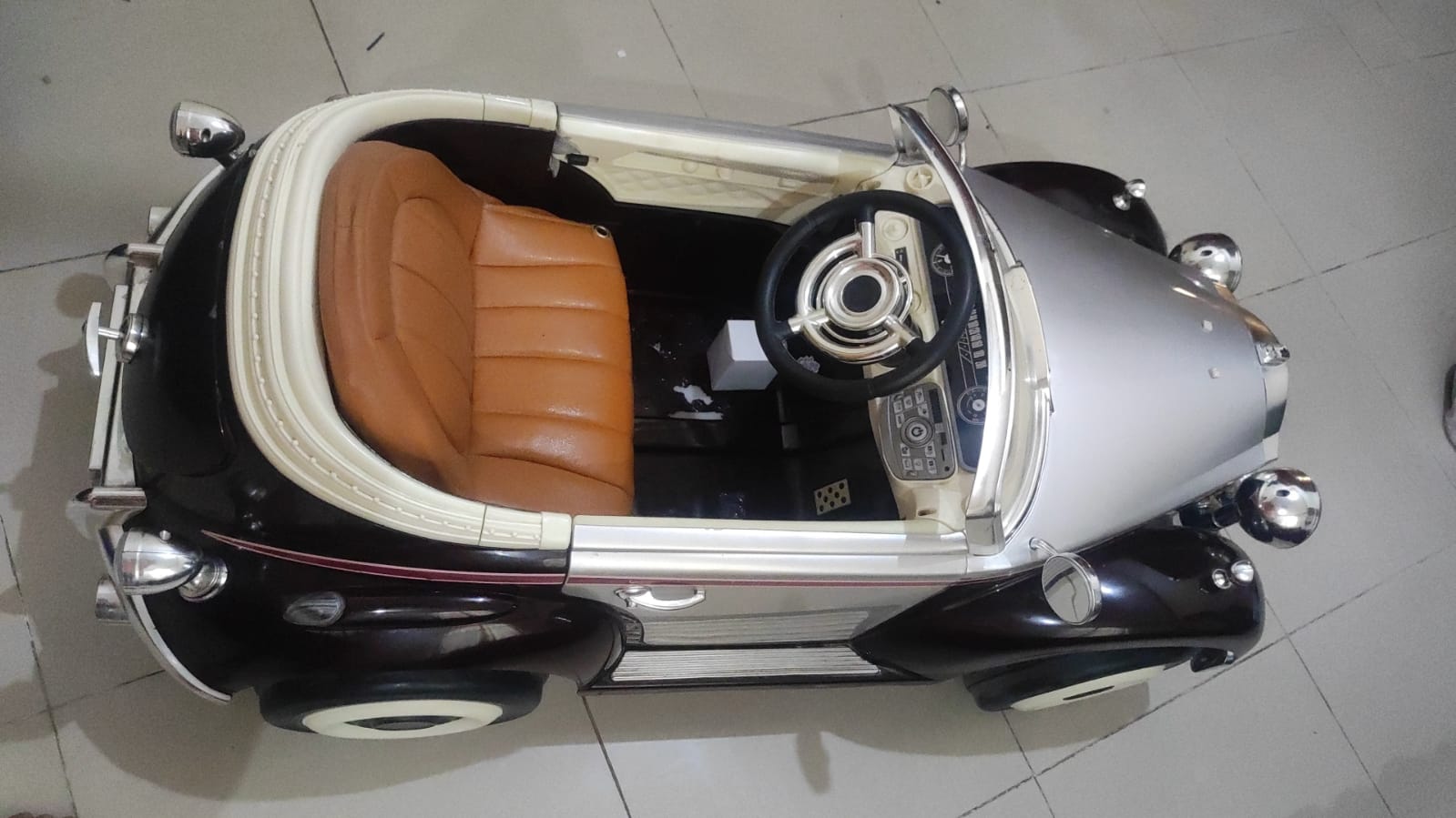 Rolls Royce Toy Car For Sale-Good Condition - Image 2