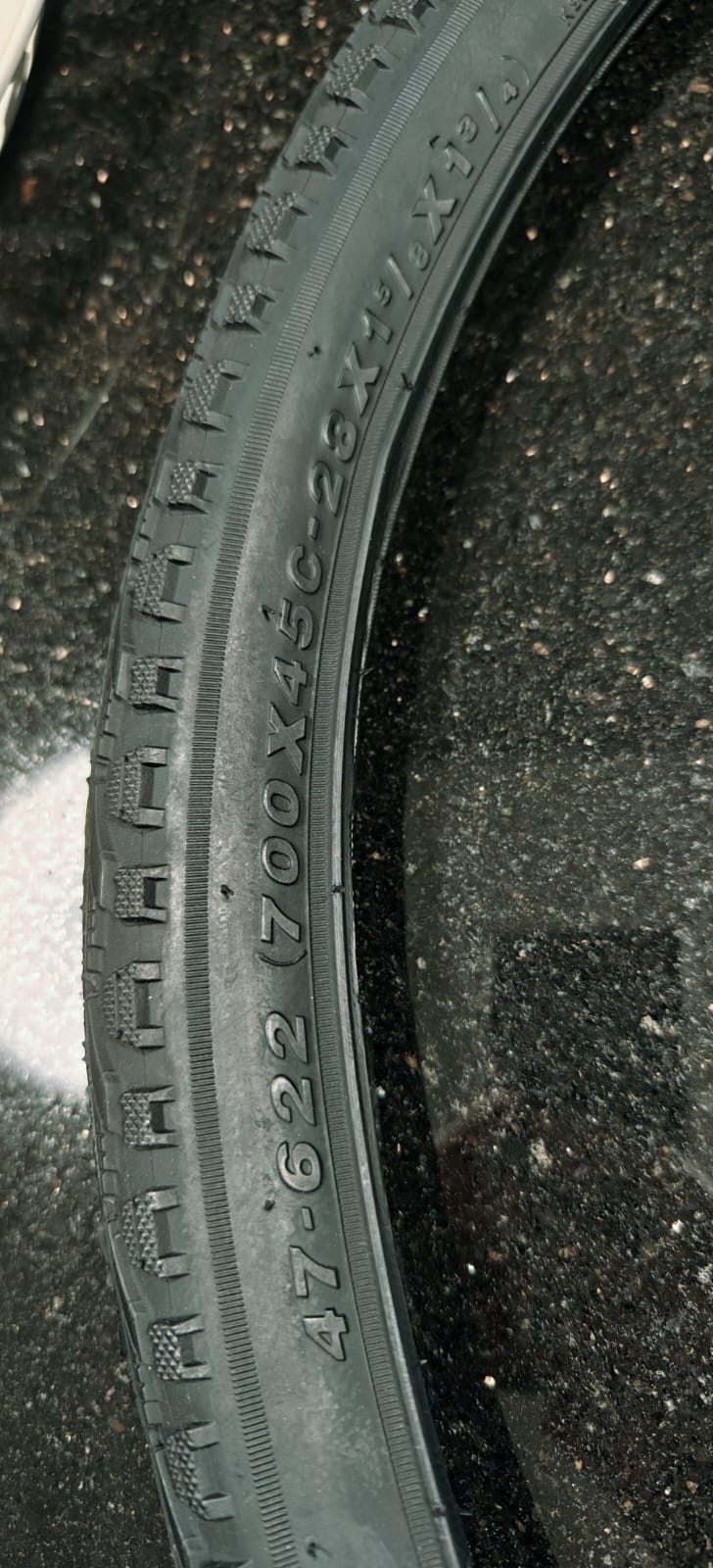 2 x KENDA tyre for bike 700x45C 28"  - Image 3