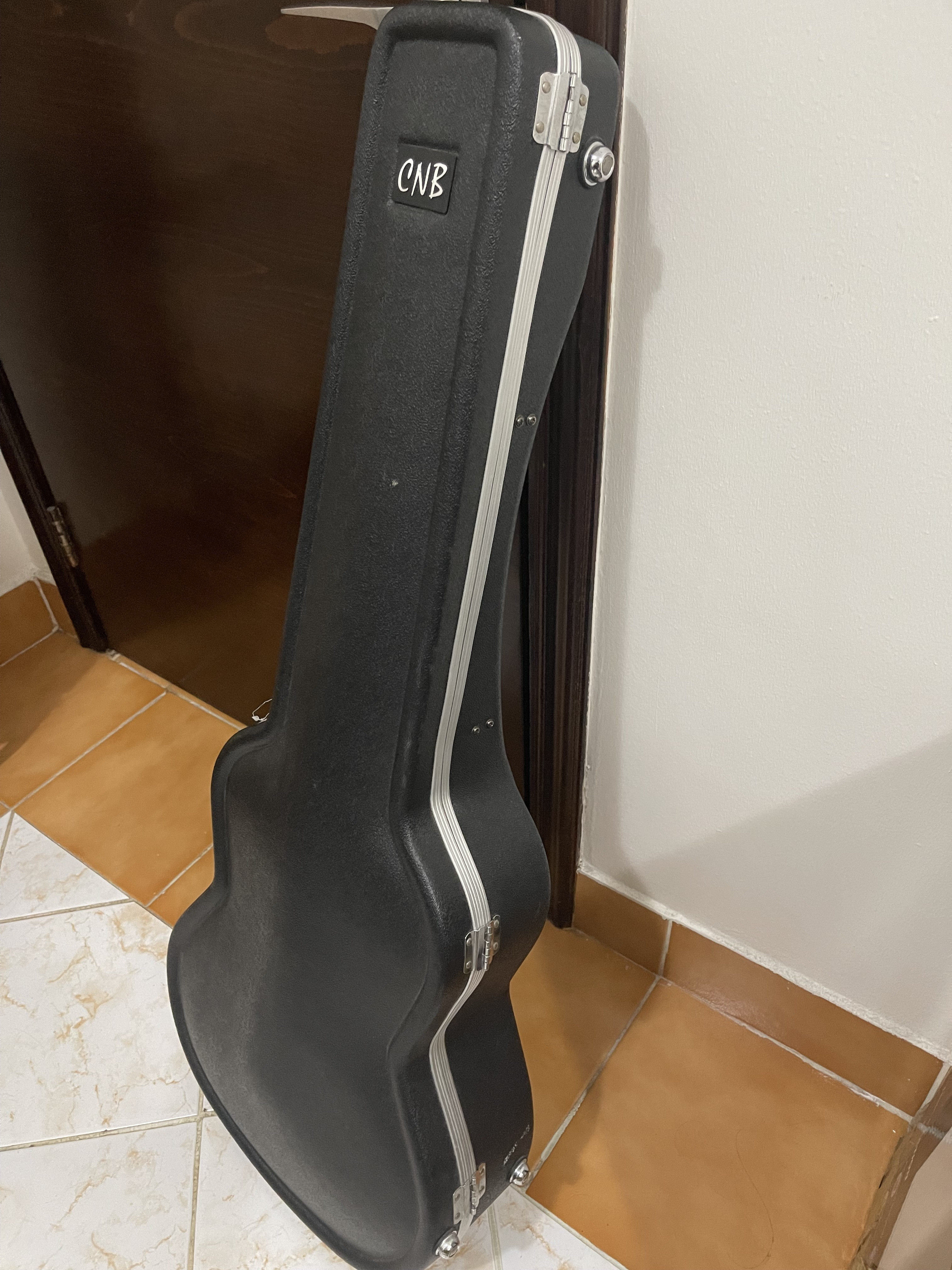 Classical Guitar Hard Case - Image 1