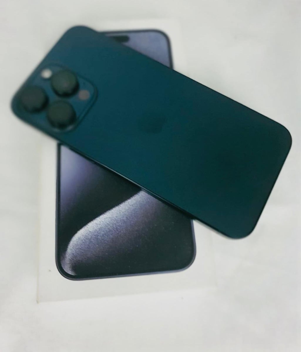 iPhone 15 pro max 512gb some parts changed but by apple and are genuine( please read description) Comes with box The parts changed where changed under apple waranty system  Battery 100 percent  No any issues  The phone is working very well and perfectly   - Image 2