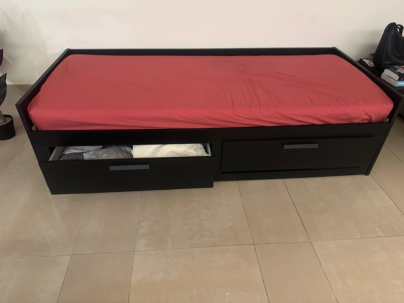 day bed  - Image 2