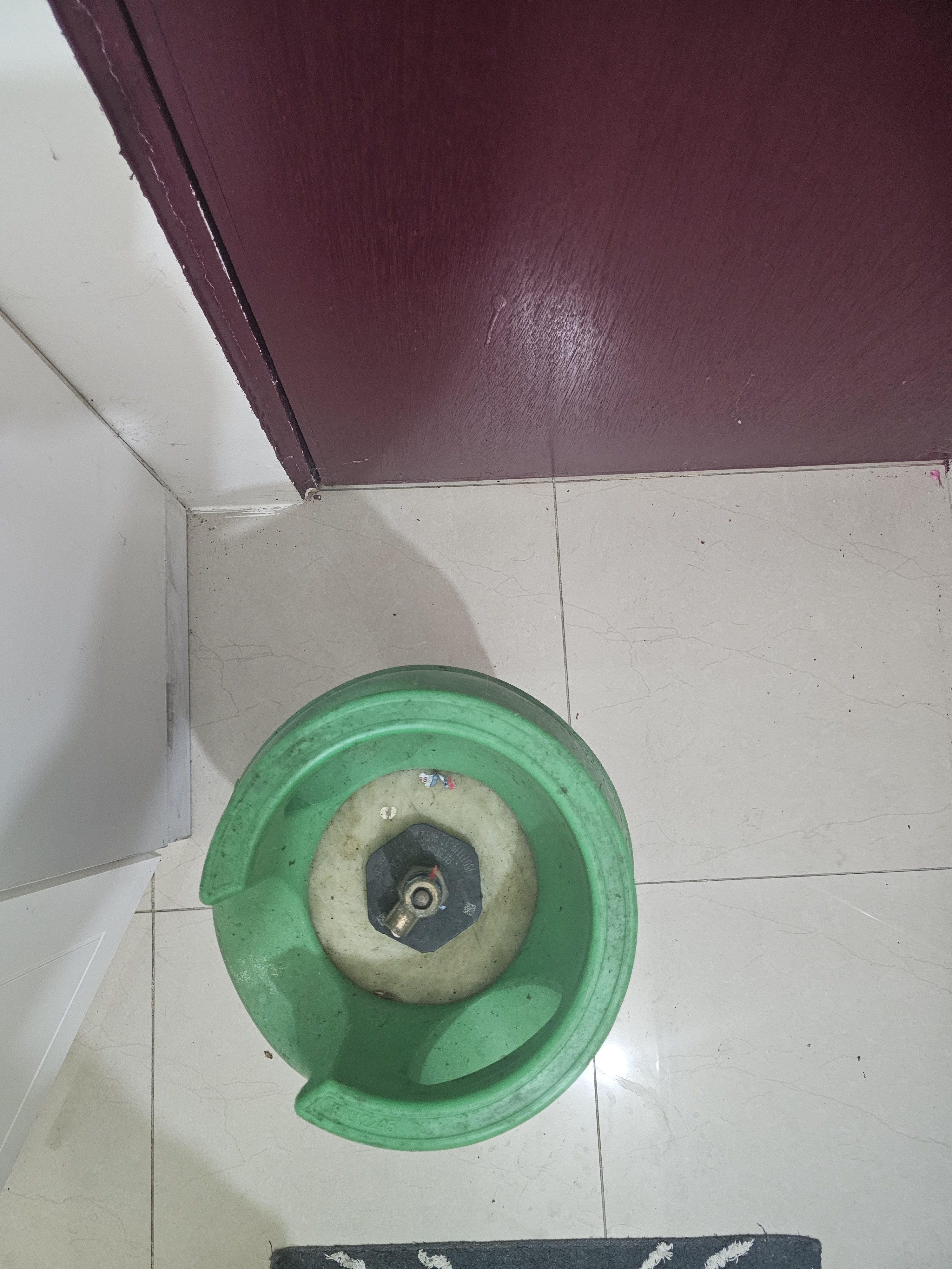  Empty Woqod Cylinder 320 QAR only (Family usages)  - Image 3