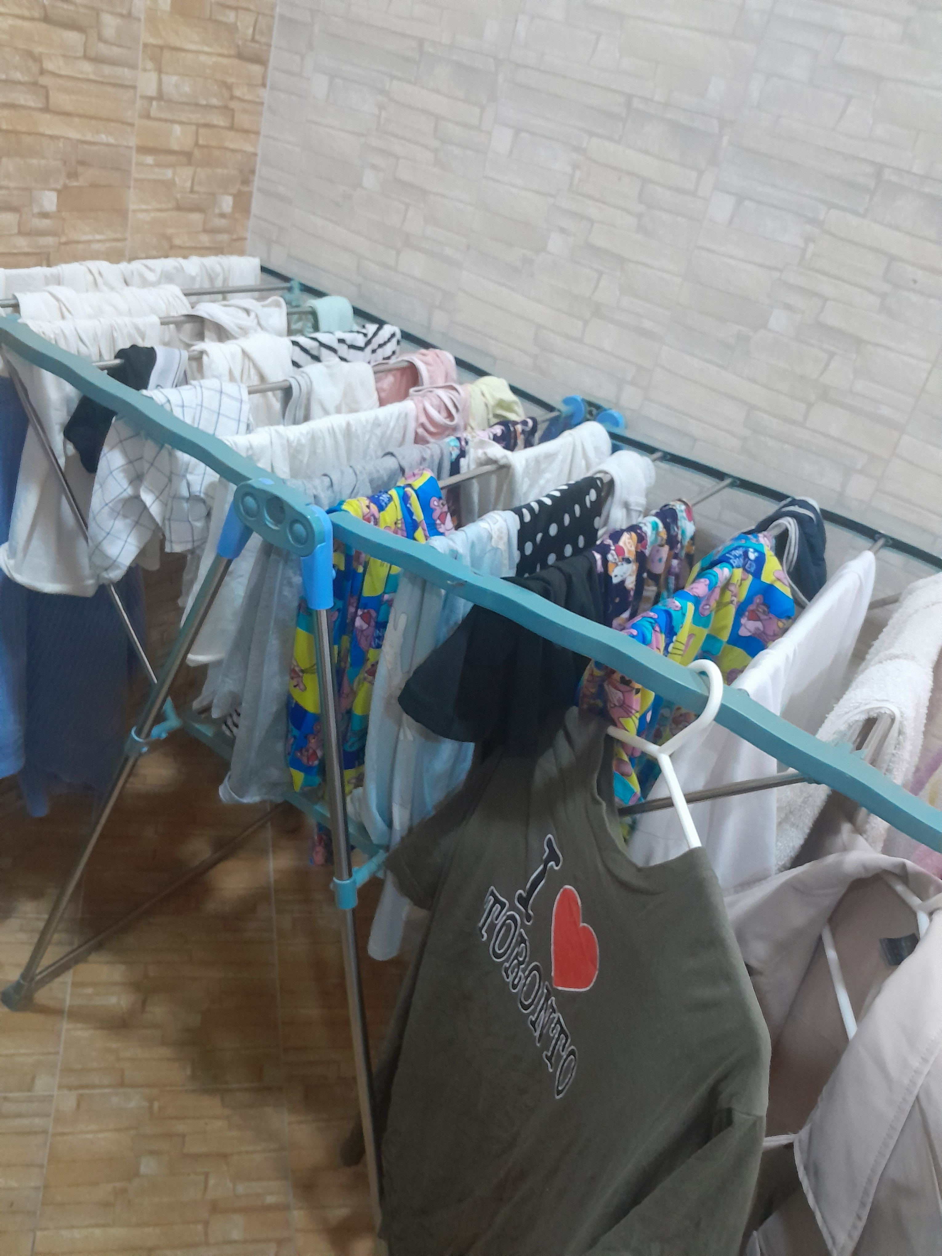 Laundry items,4pcs Containers(S/M/L), Ironing board, Clothes rack and 2 waste bins - Image 3
