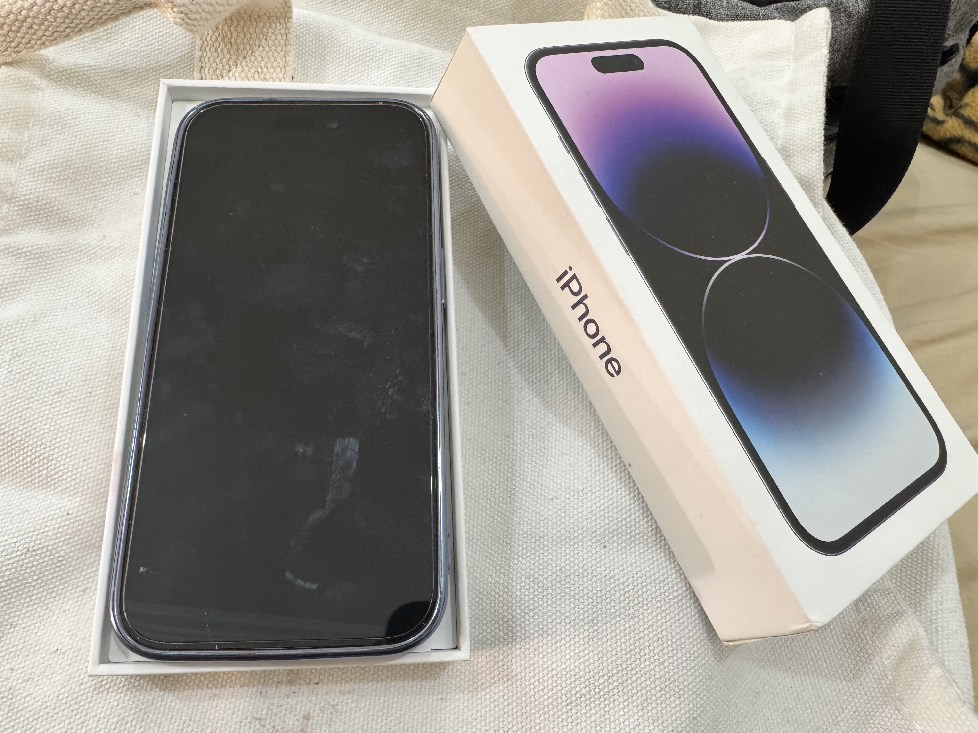 iPhone 14 Pro  256 GB - Purple- 89% Battery Health - Image 2