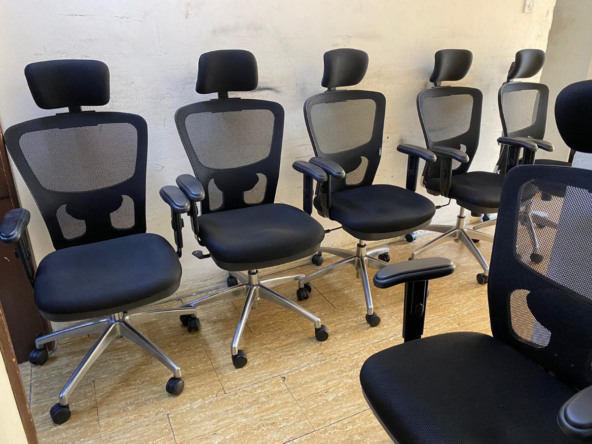 Used office furniture buy and sell in Qatar 55157083 - Image 12