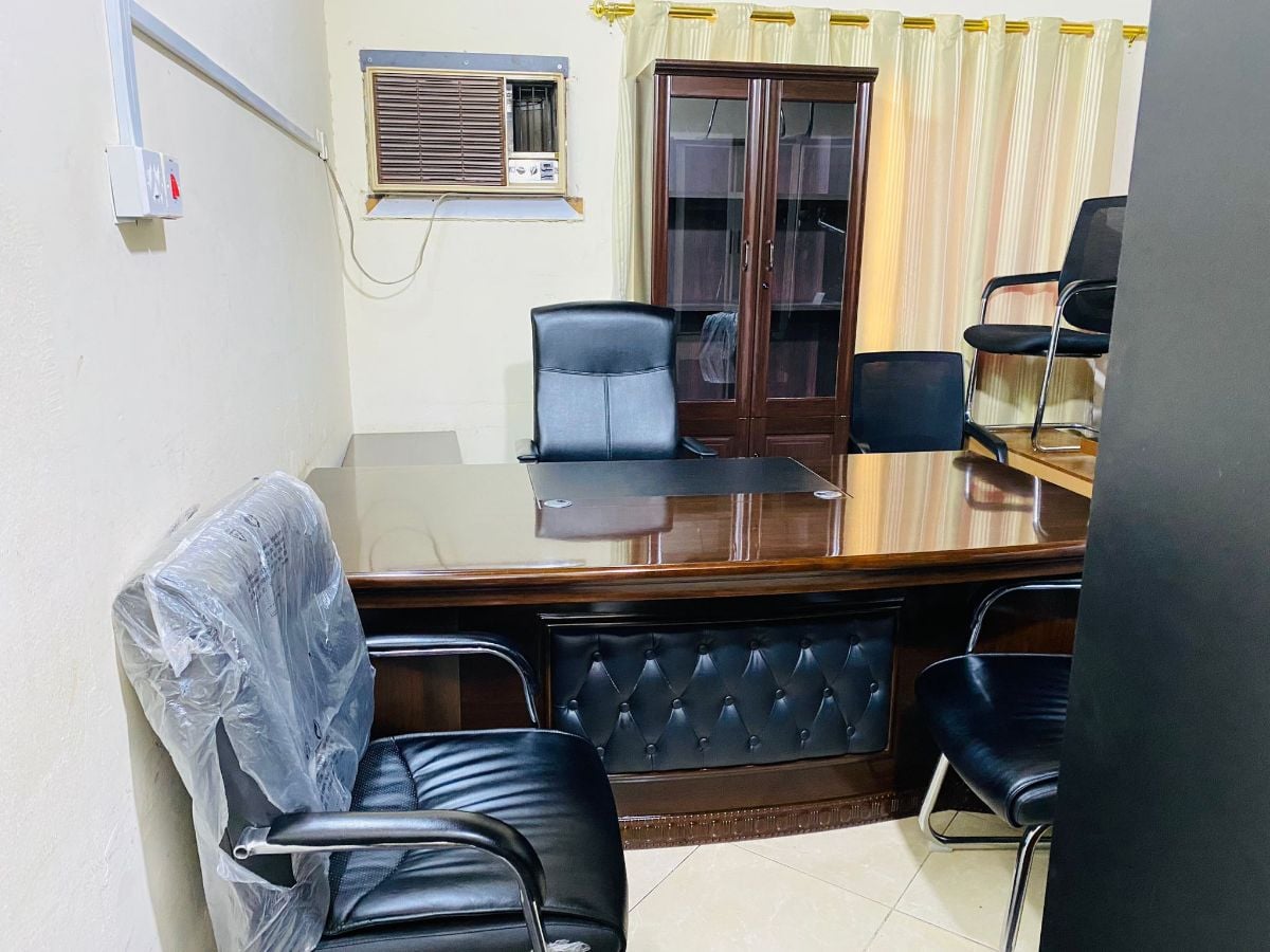 Used office furniture buy sell in Qatar 55157083 - Image 9