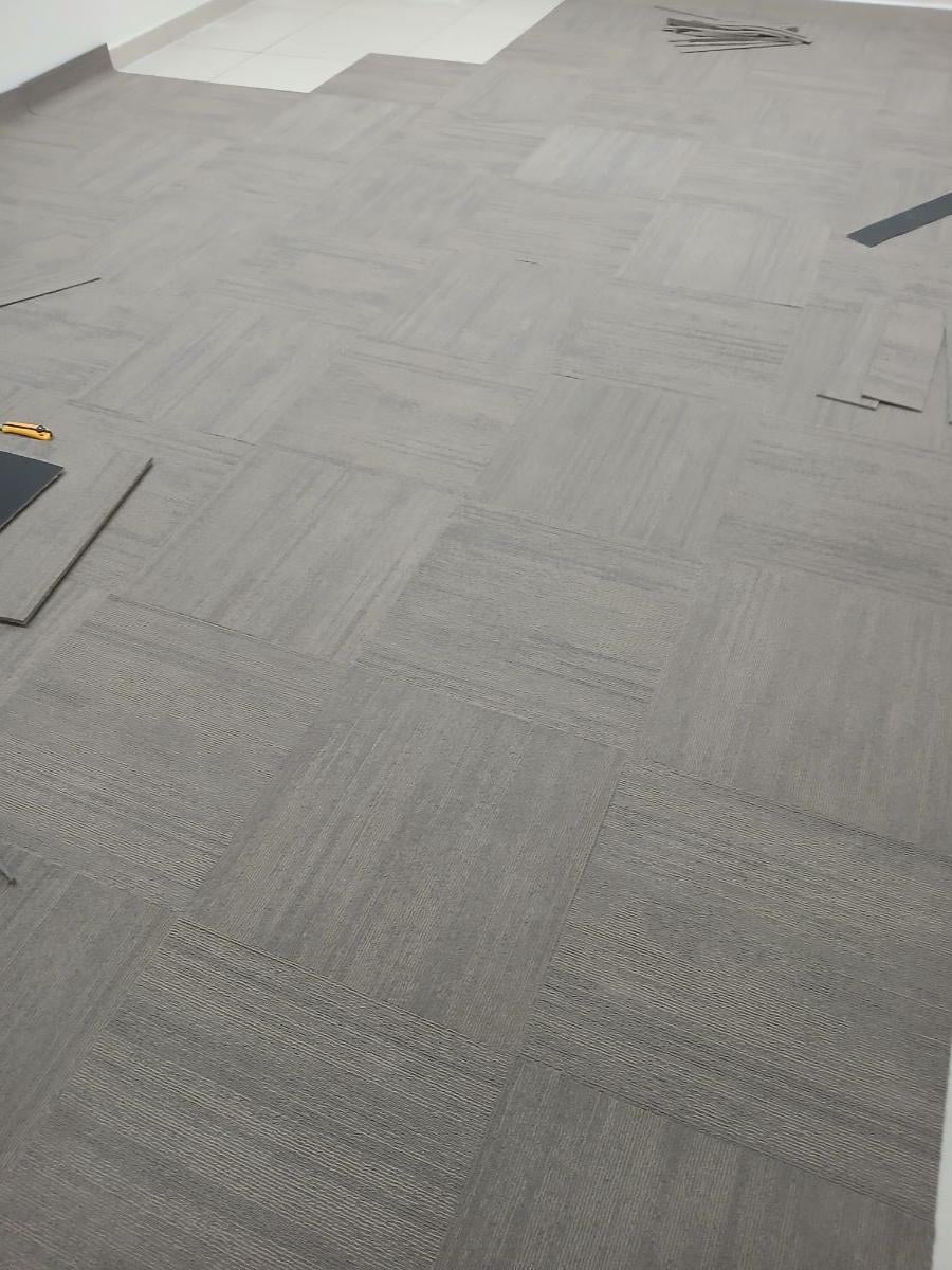 50x50 office tiles carpet flooring - Image 2