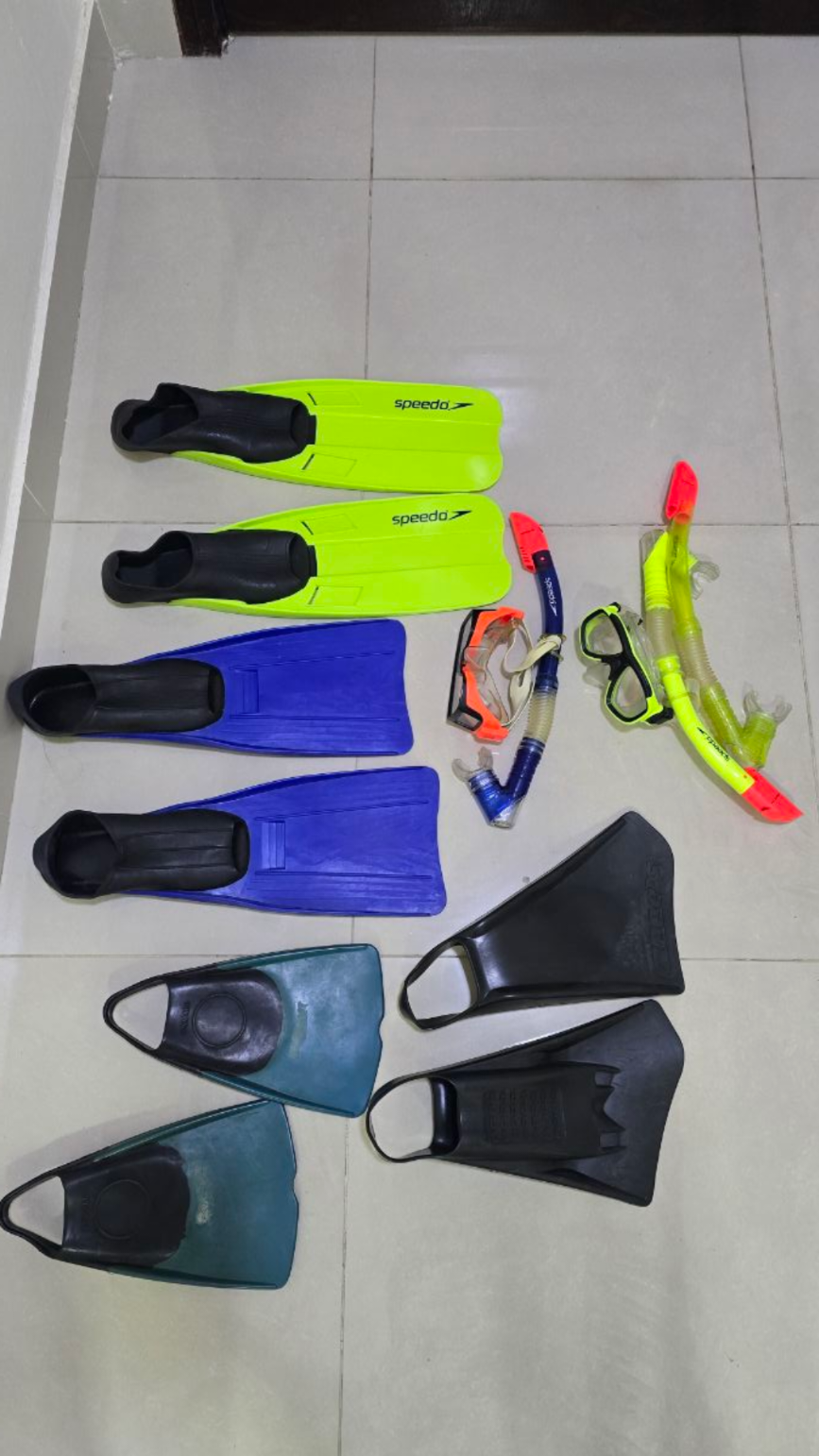 SPEEDO - Dual Lenses Mask, Snorkel and Fins Diving Set (SWIMMING & SCUBA) INCLUDING OTHER SCUBA SET AND FINS - Image 1