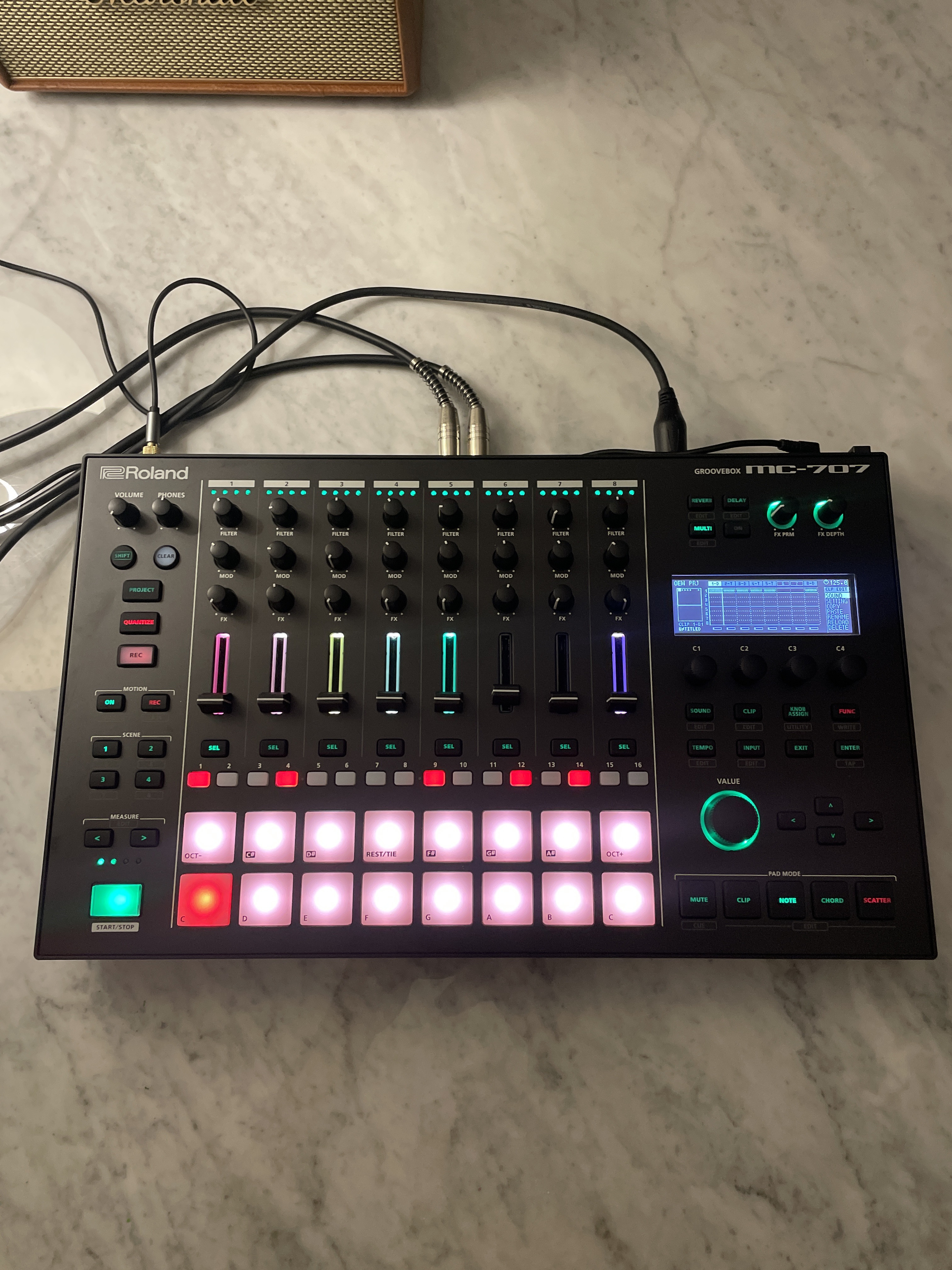 Roland MC707 - Image 1